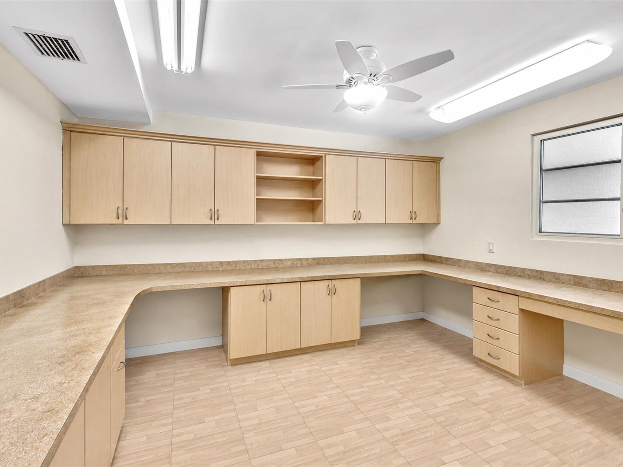 GREYKNOLL ESTATES - Residential