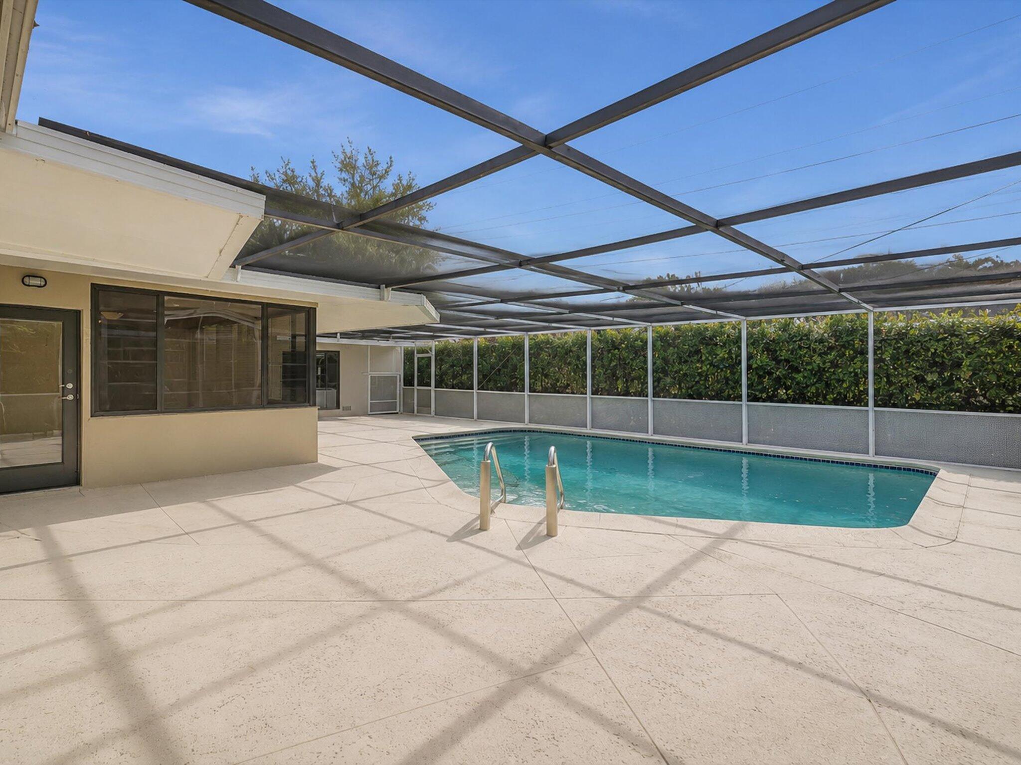 GREYKNOLL ESTATES - Residential