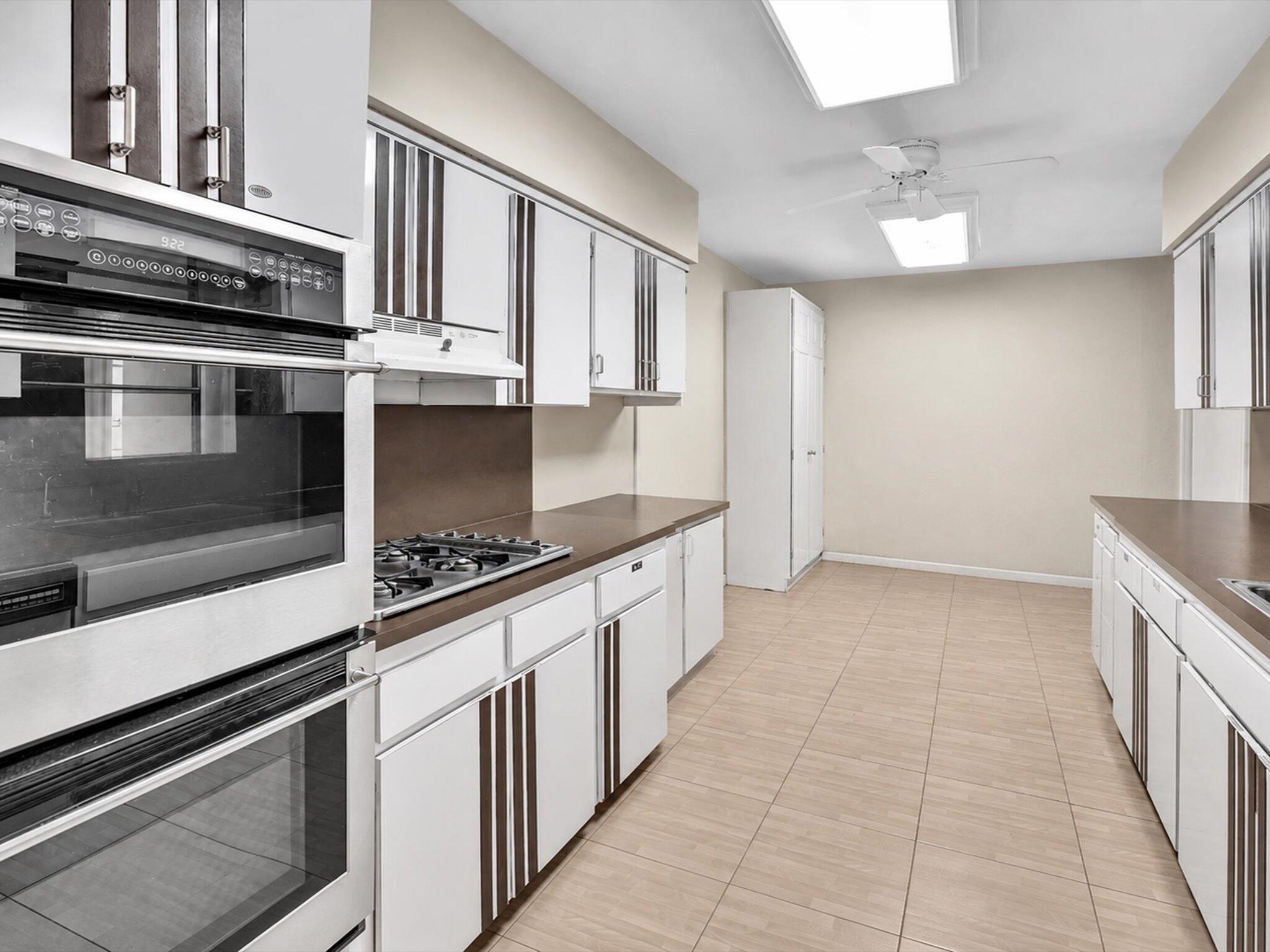 GREYKNOLL ESTATES - Residential