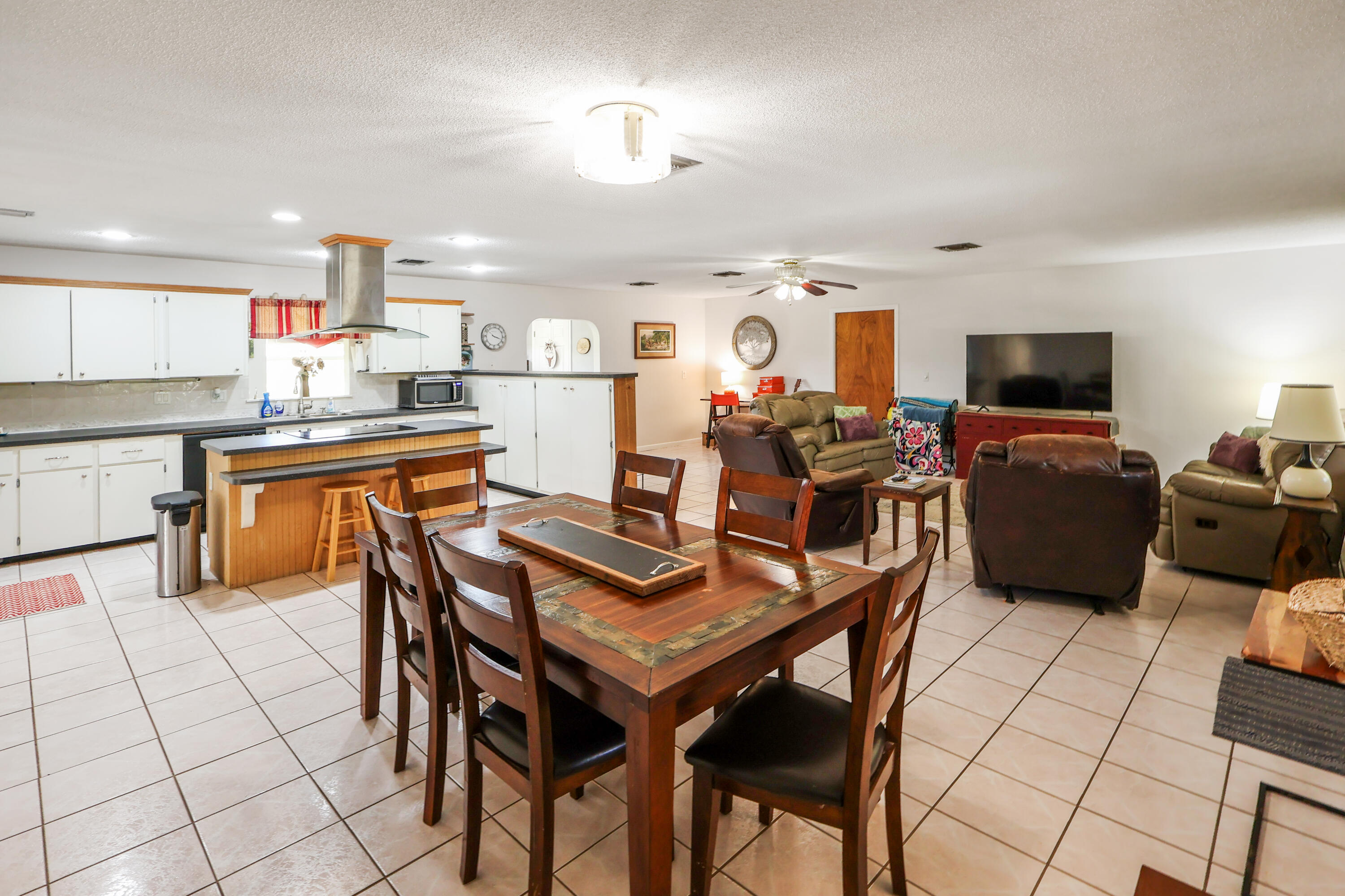 RIVER OAK ACRES - Residential