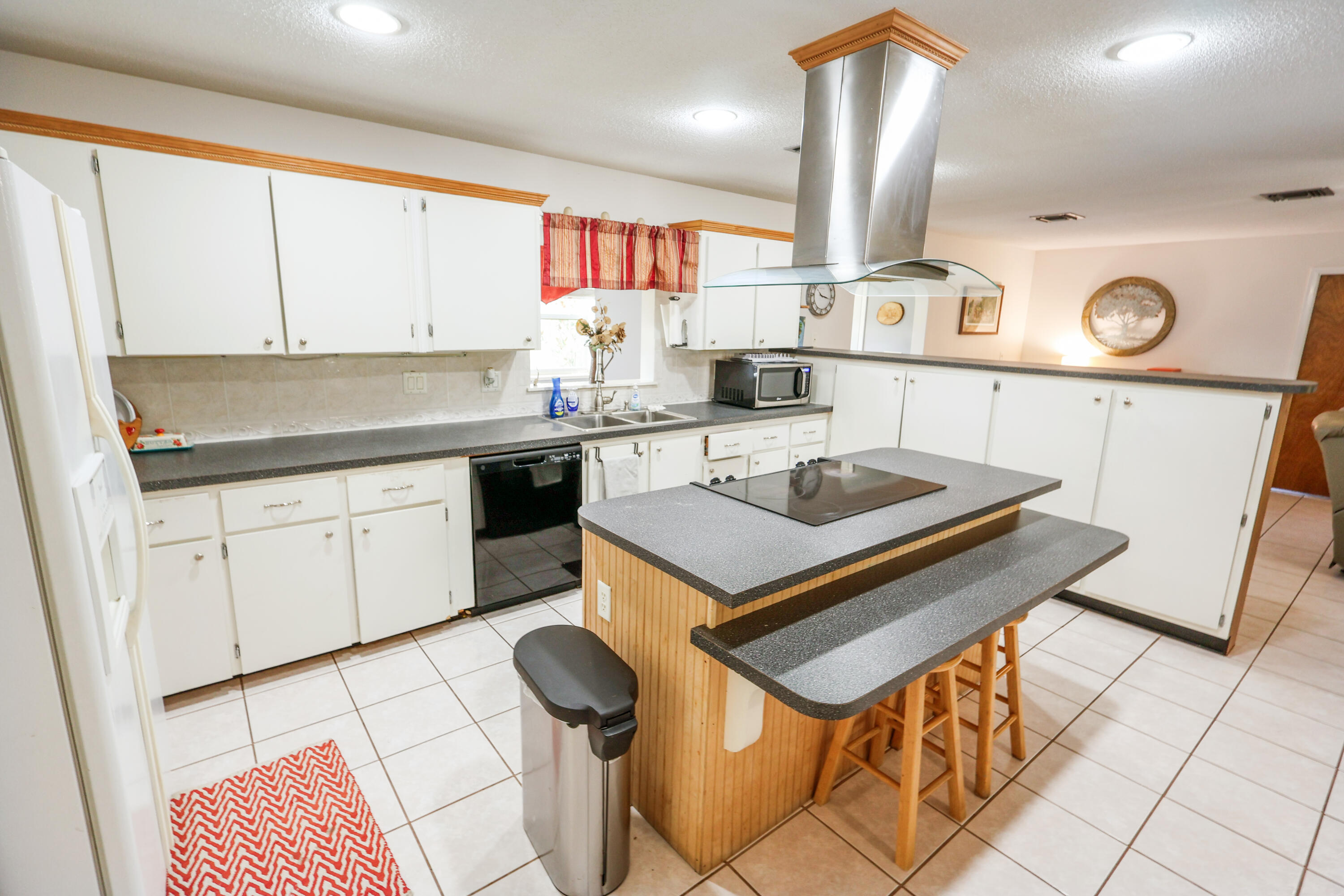 RIVER OAK ACRES - Residential