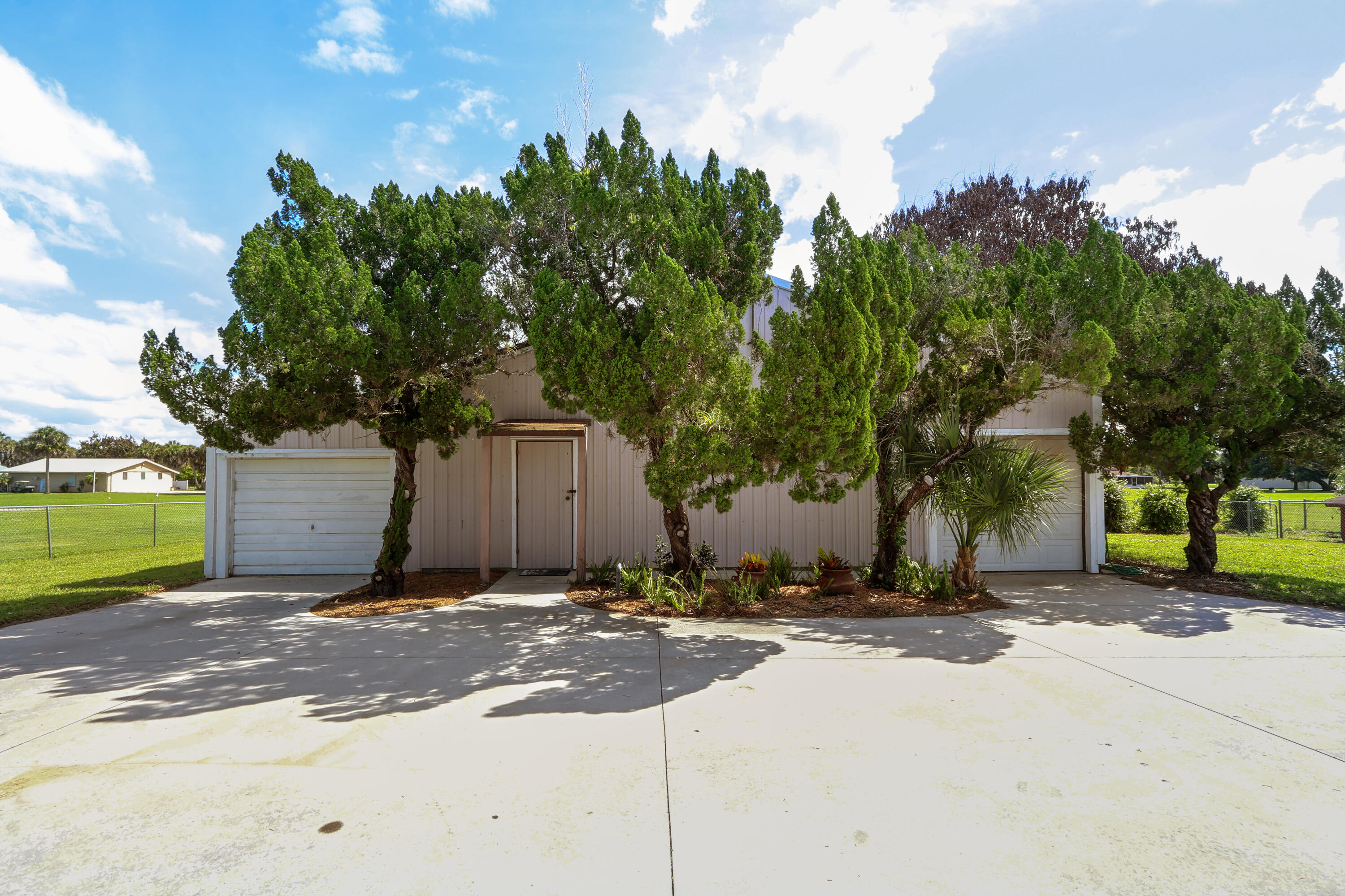 RIVER OAK ACRES - Residential