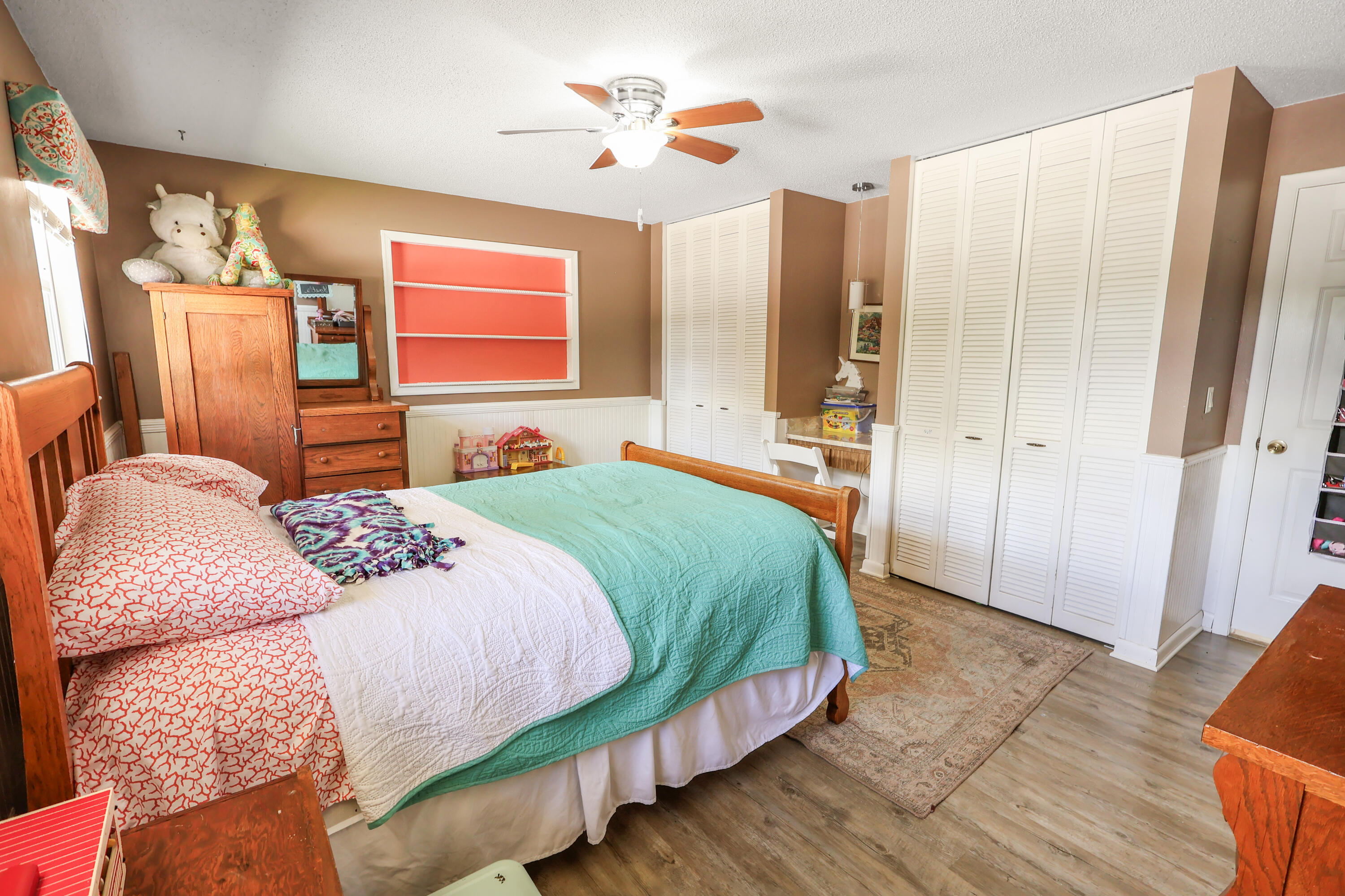 RIVER OAK ACRES - Residential