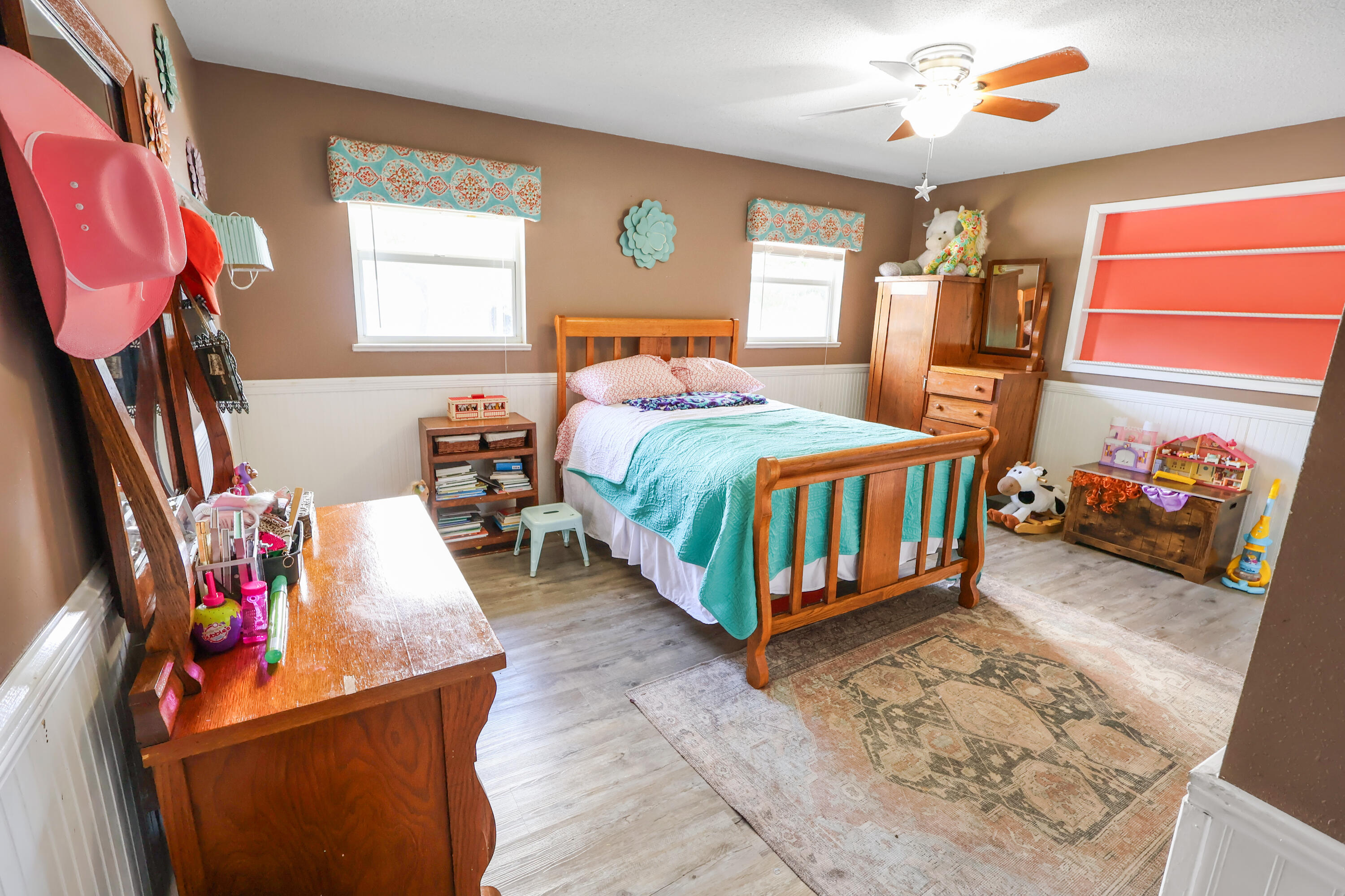 RIVER OAK ACRES - Residential