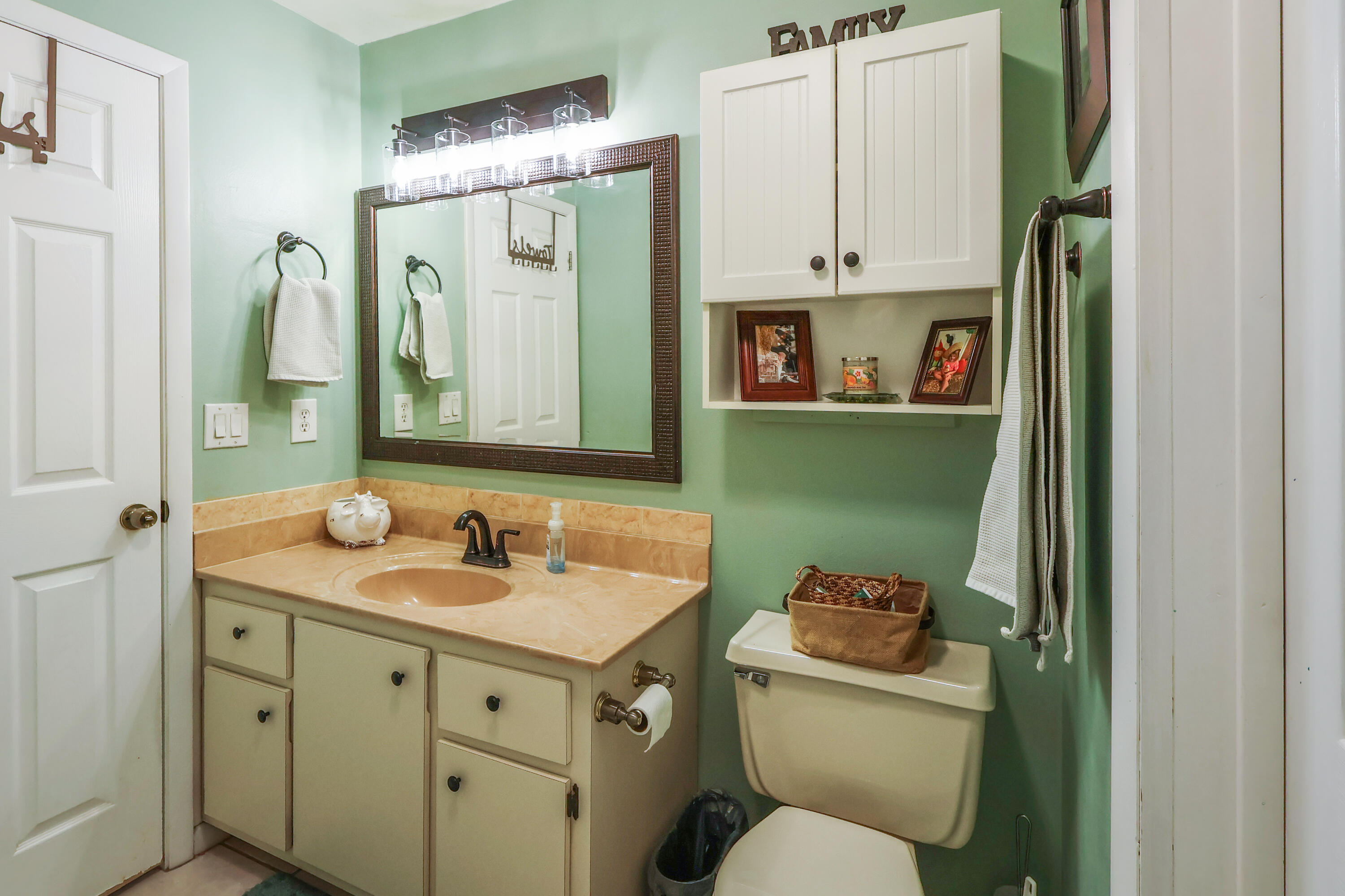 RIVER OAK ACRES - Residential
