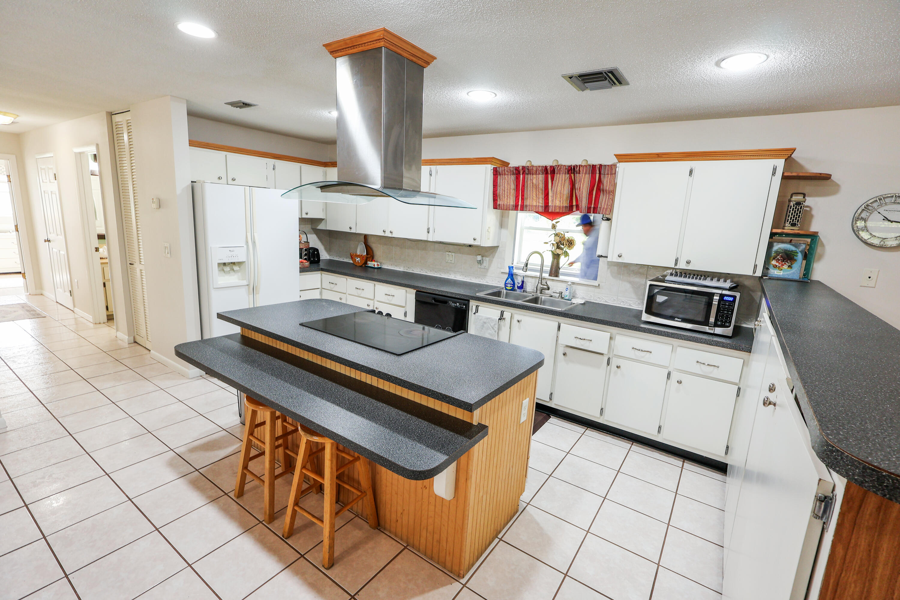 RIVER OAK ACRES - Residential