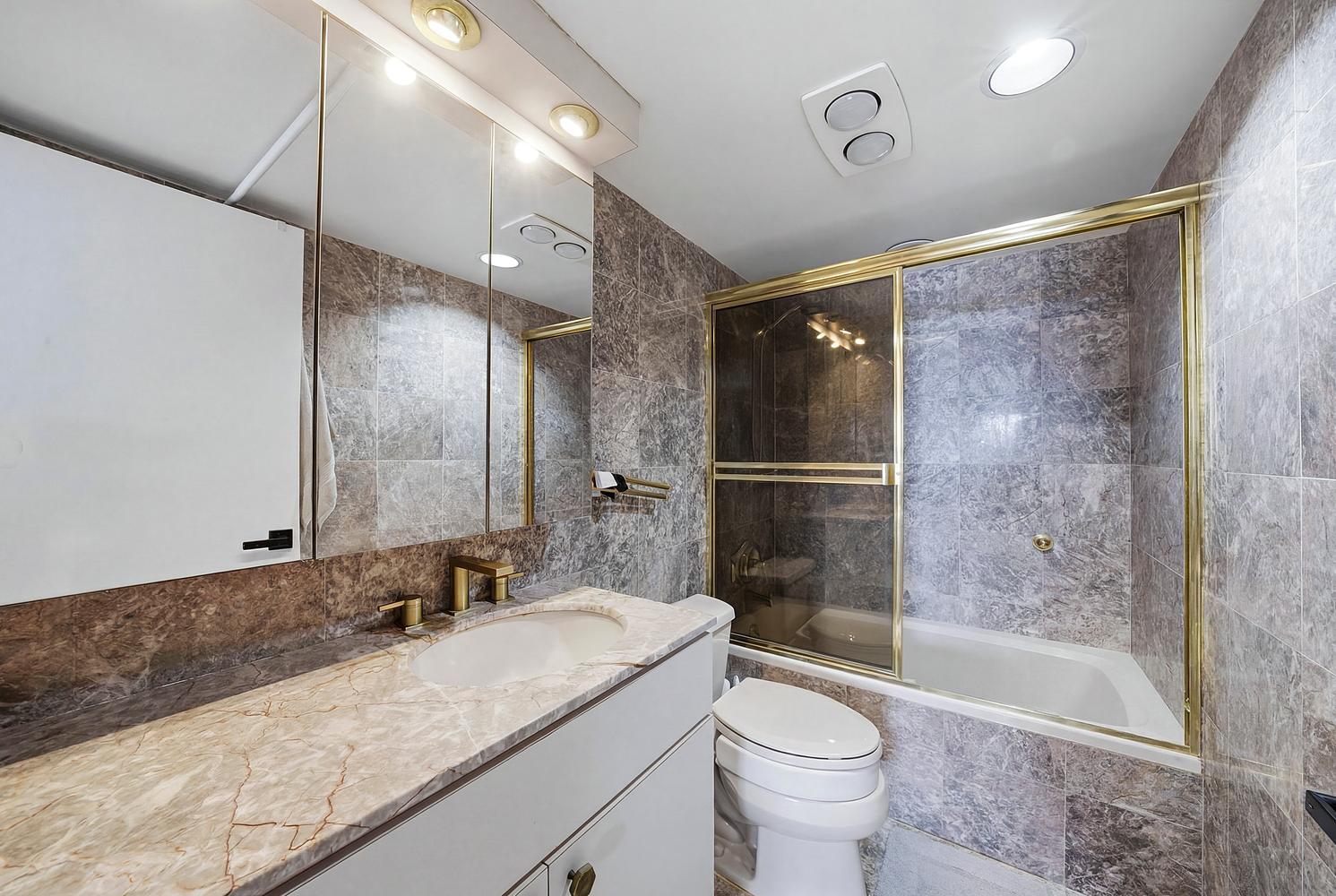 ESSEX TOWER CONDO - Residential