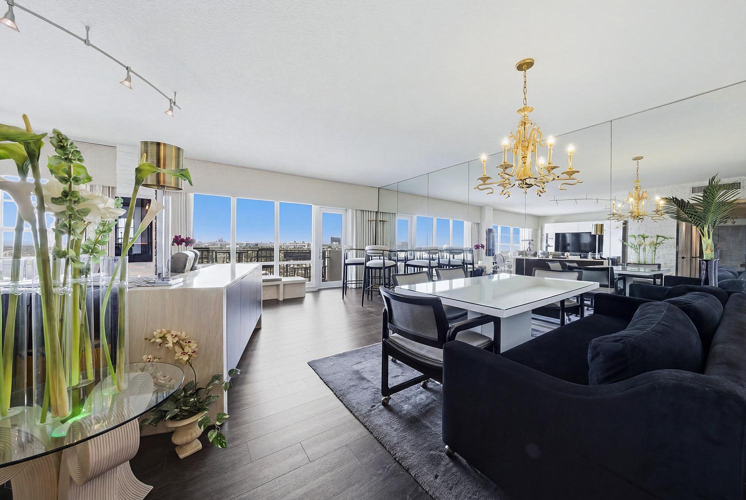 ESSEX TOWER CONDO - Residential