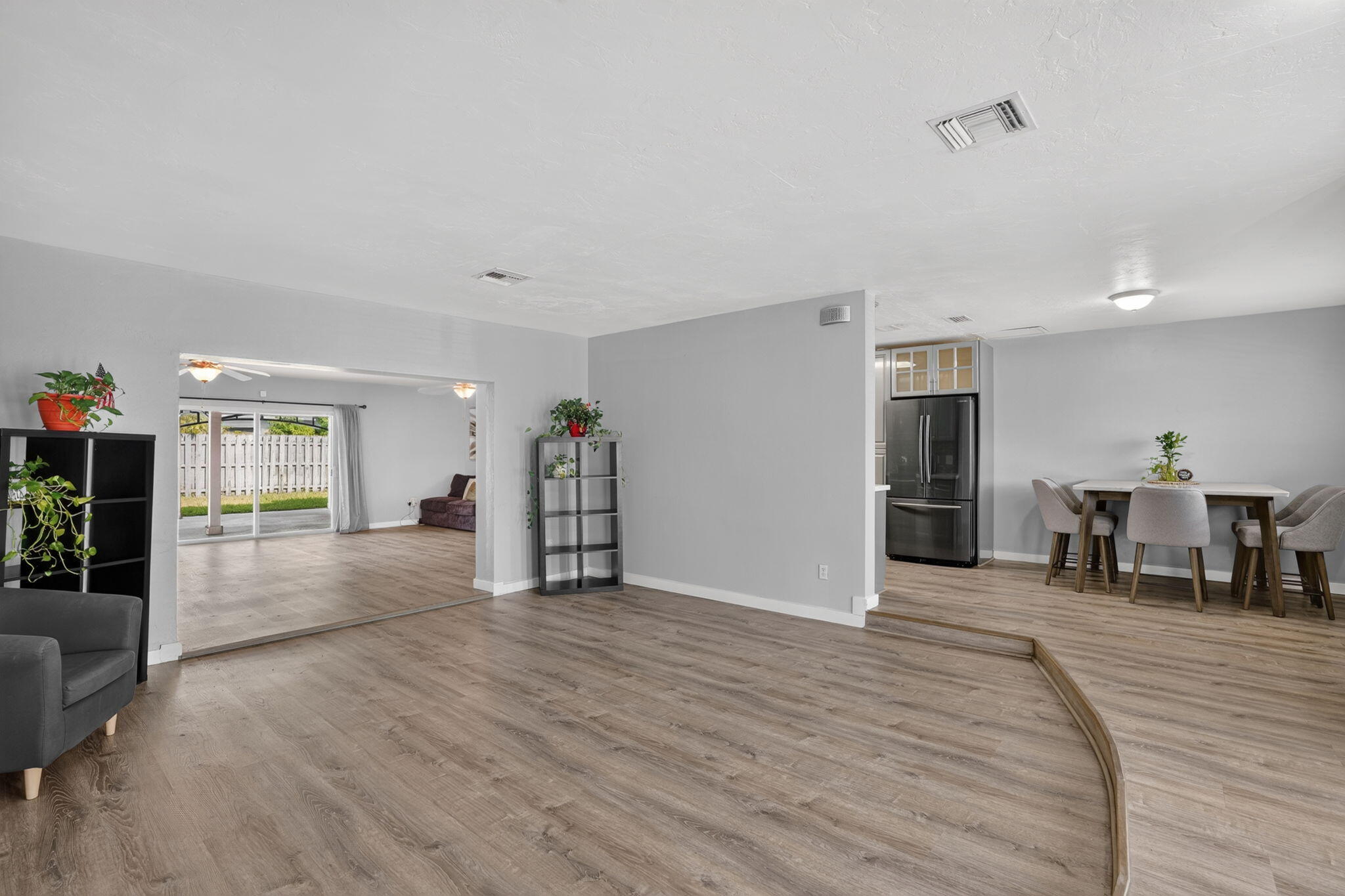 EDGEFIELD 1ST SEC - Residential