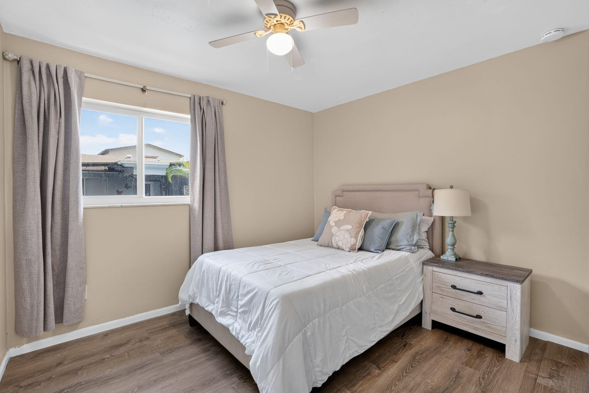 EDGEFIELD 1ST SEC - Residential