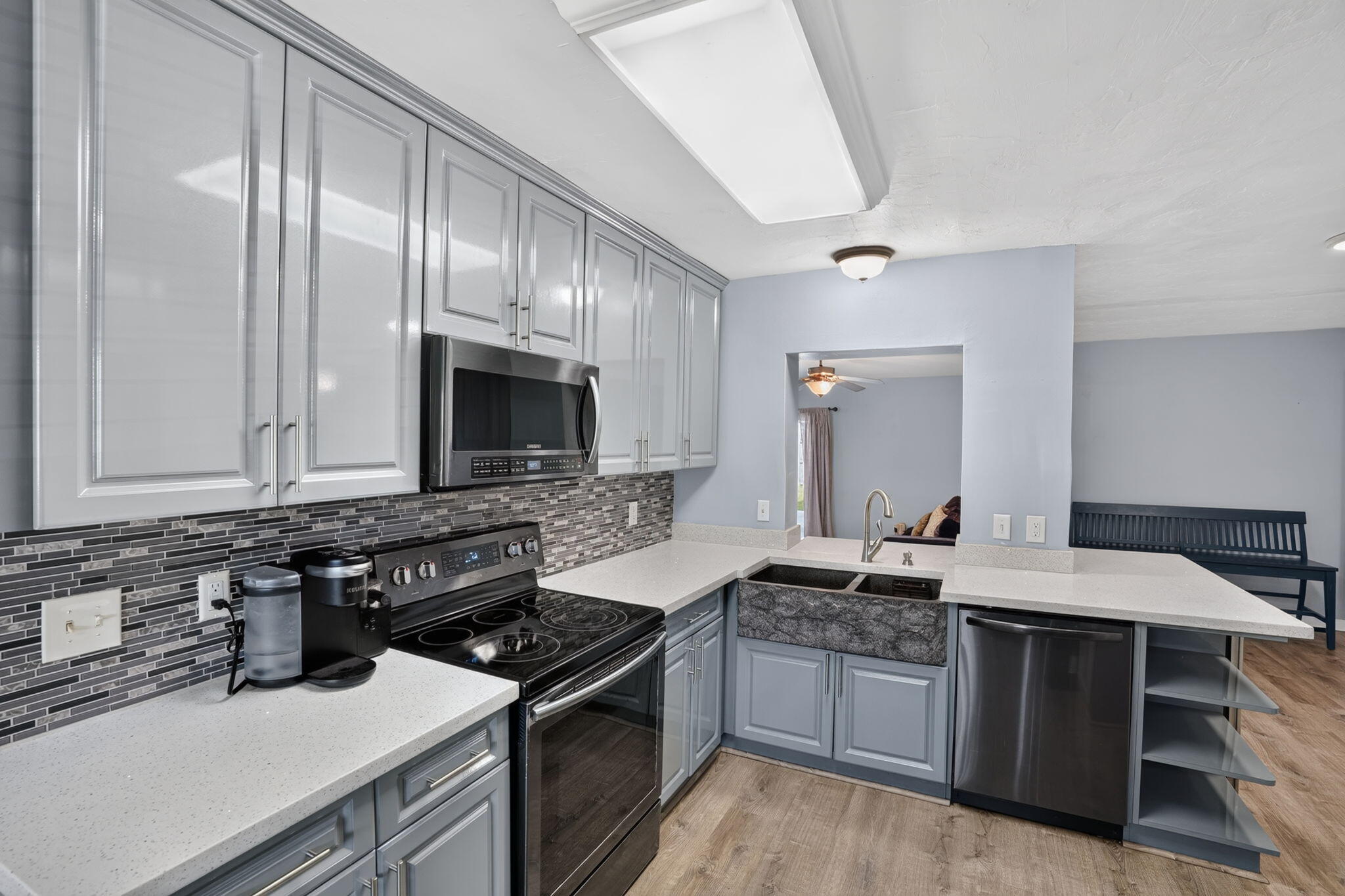 EDGEFIELD 1ST SEC - Residential
