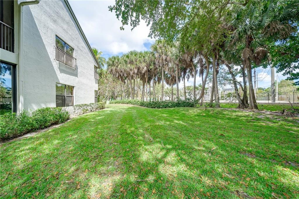 Baywood Village II - Residential