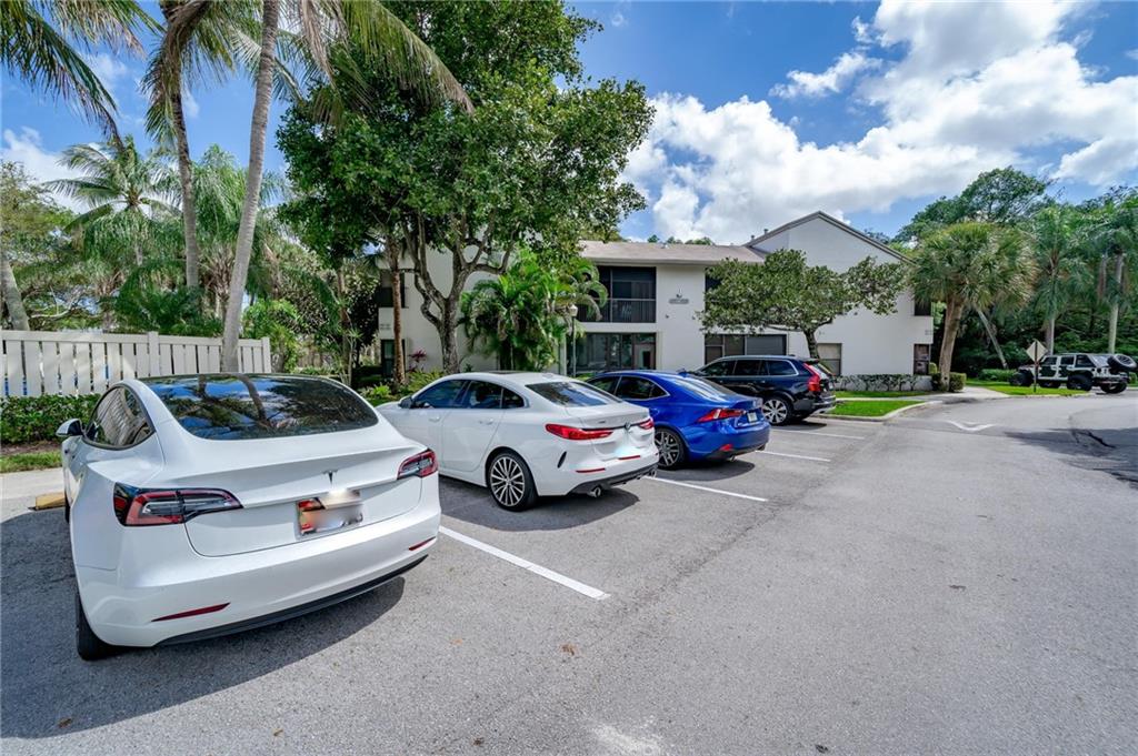 Baywood Village II - Residential