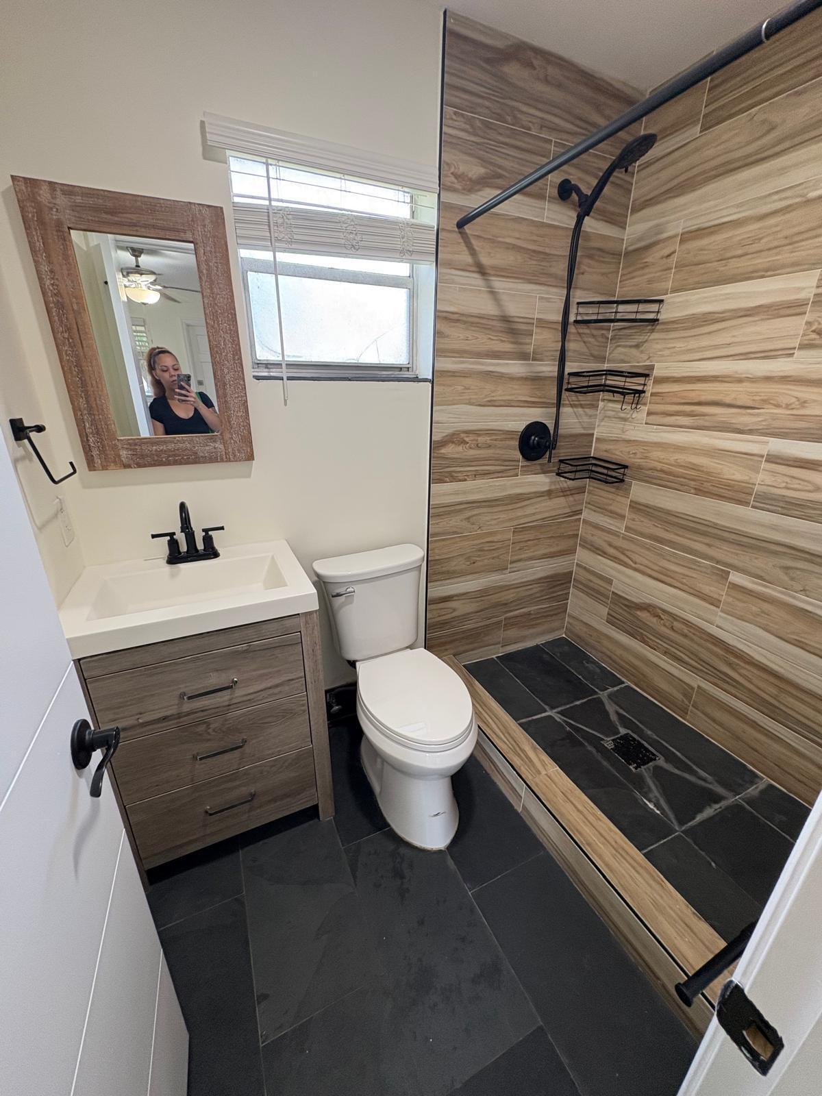 ROHAN ACRES REPLAT - Residential Lease
