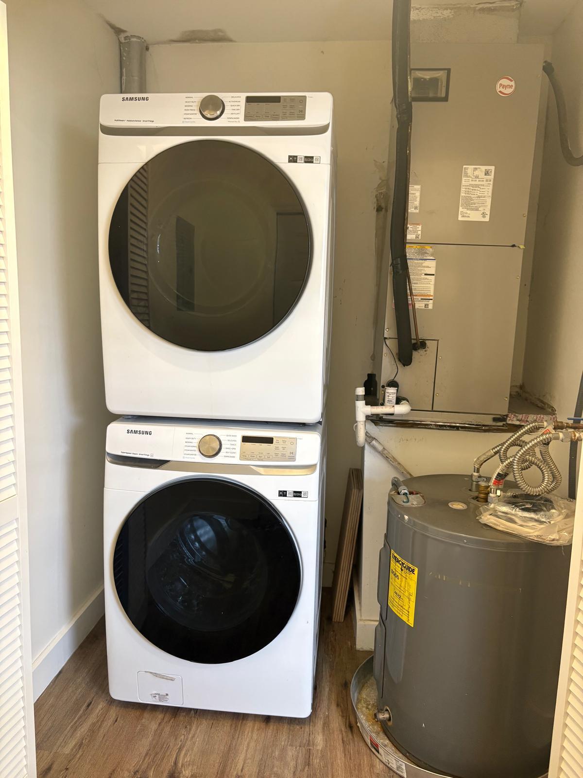ROHAN ACRES REPLAT - Residential Lease
