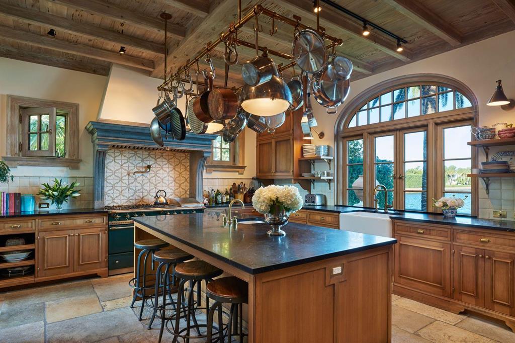 EVERGLADES ISLAND - Residential