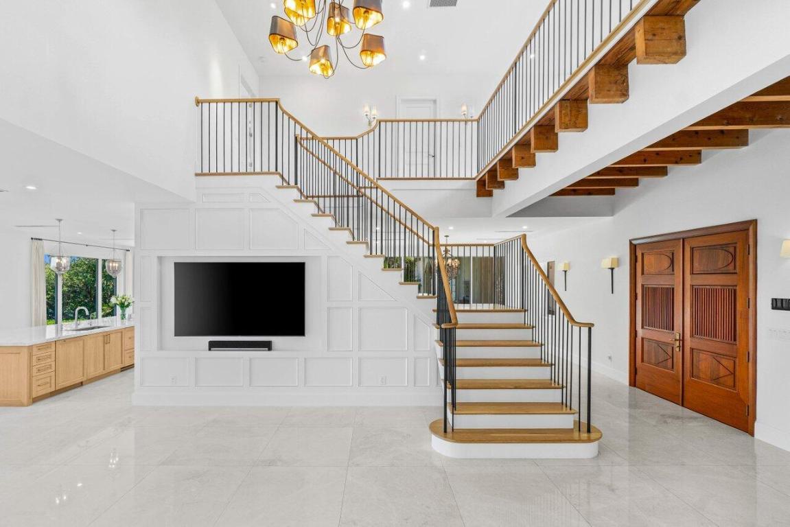 POINT MANALAPAN 9 - Residential