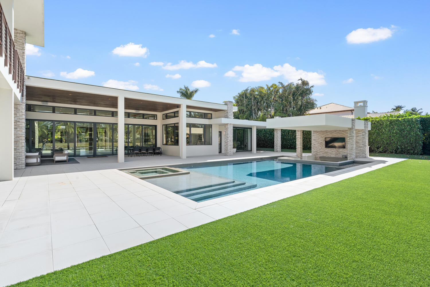 CYPRESS ISLAND OF PALM BEACH POLO & COUNTRY CLUB - Residential