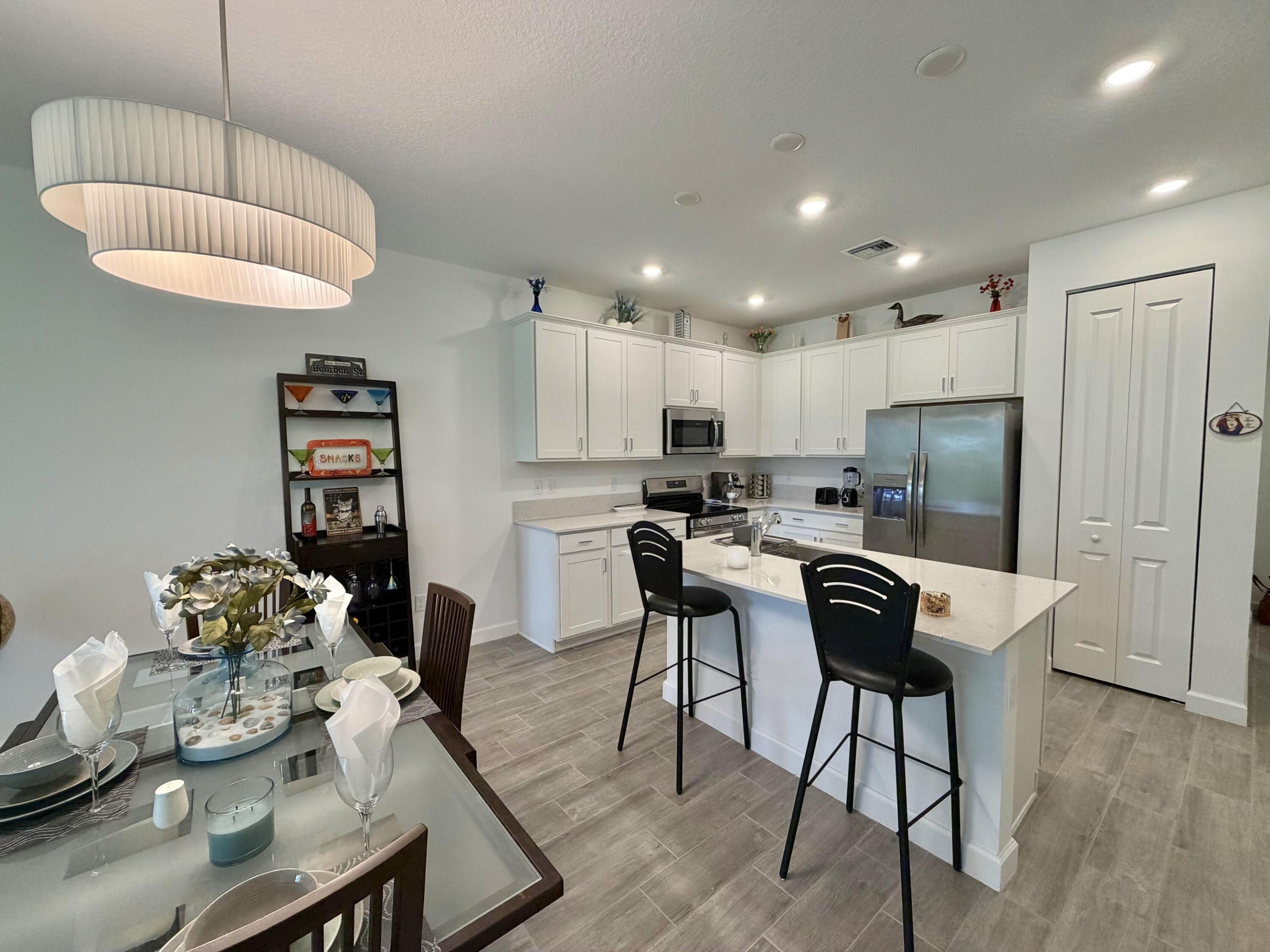 DELRAY TRAILS AT VILLA DELRAY PUD - Residential