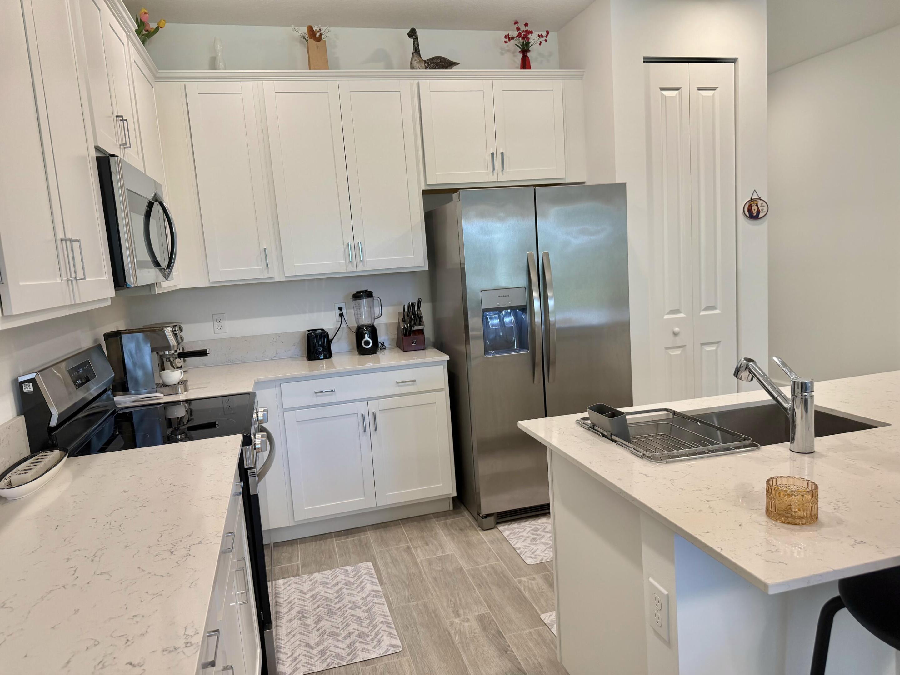 DELRAY TRAILS AT VILLA DELRAY PUD - Residential