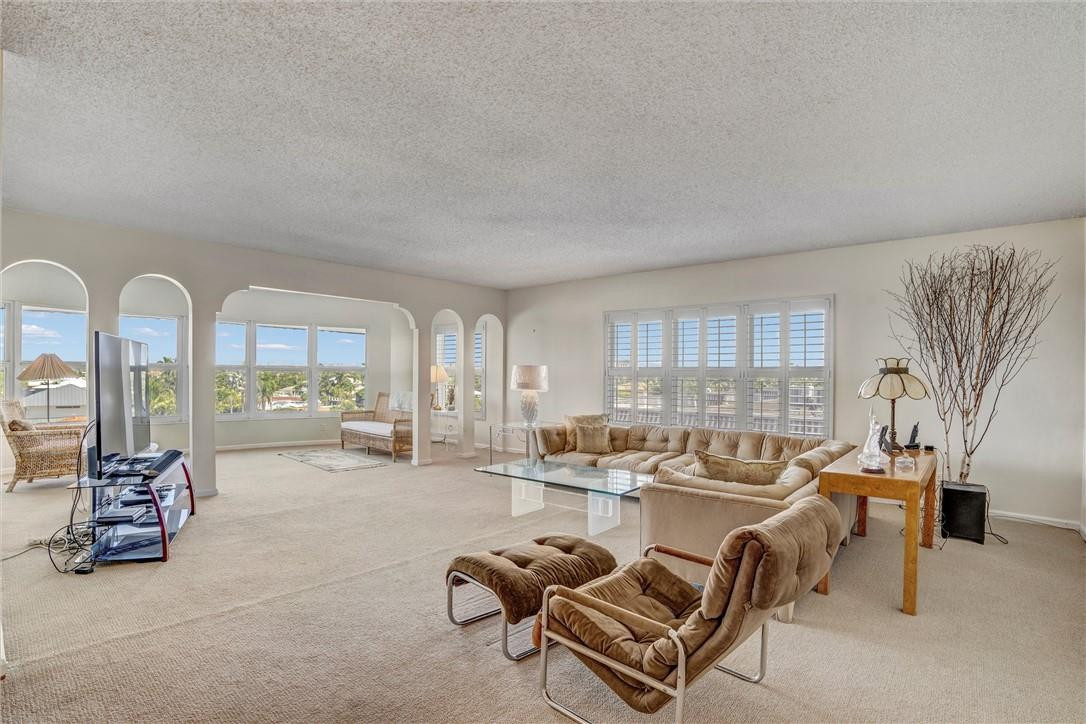 Royal Lauderdale Landings - Residential