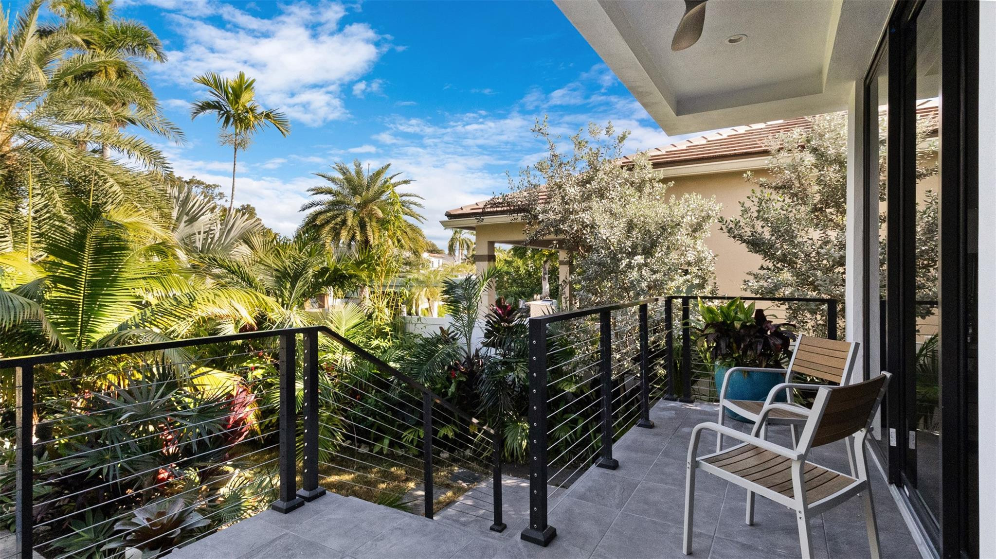 RIO VISTA ISLES - Residential