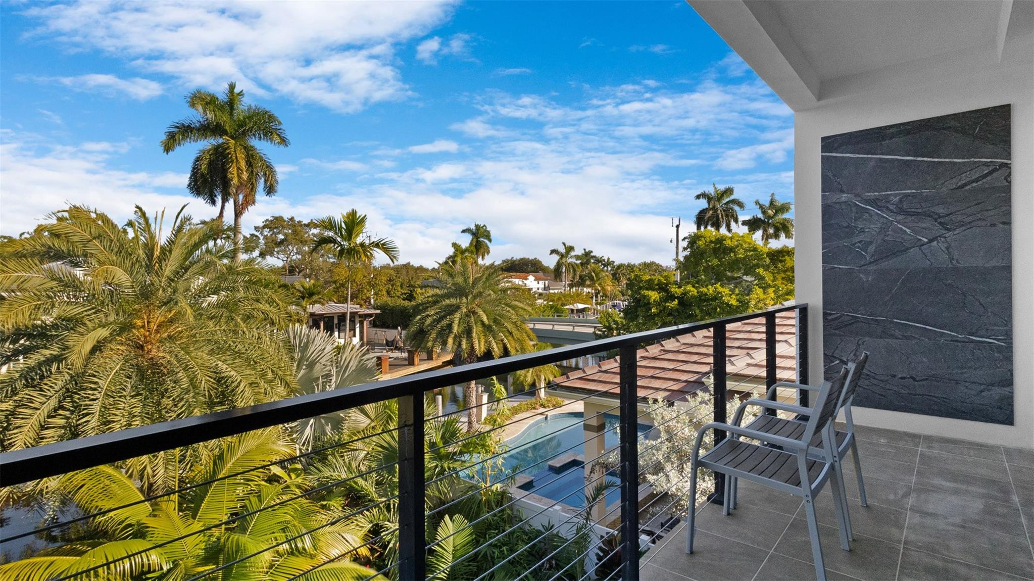 RIO VISTA ISLES - Residential