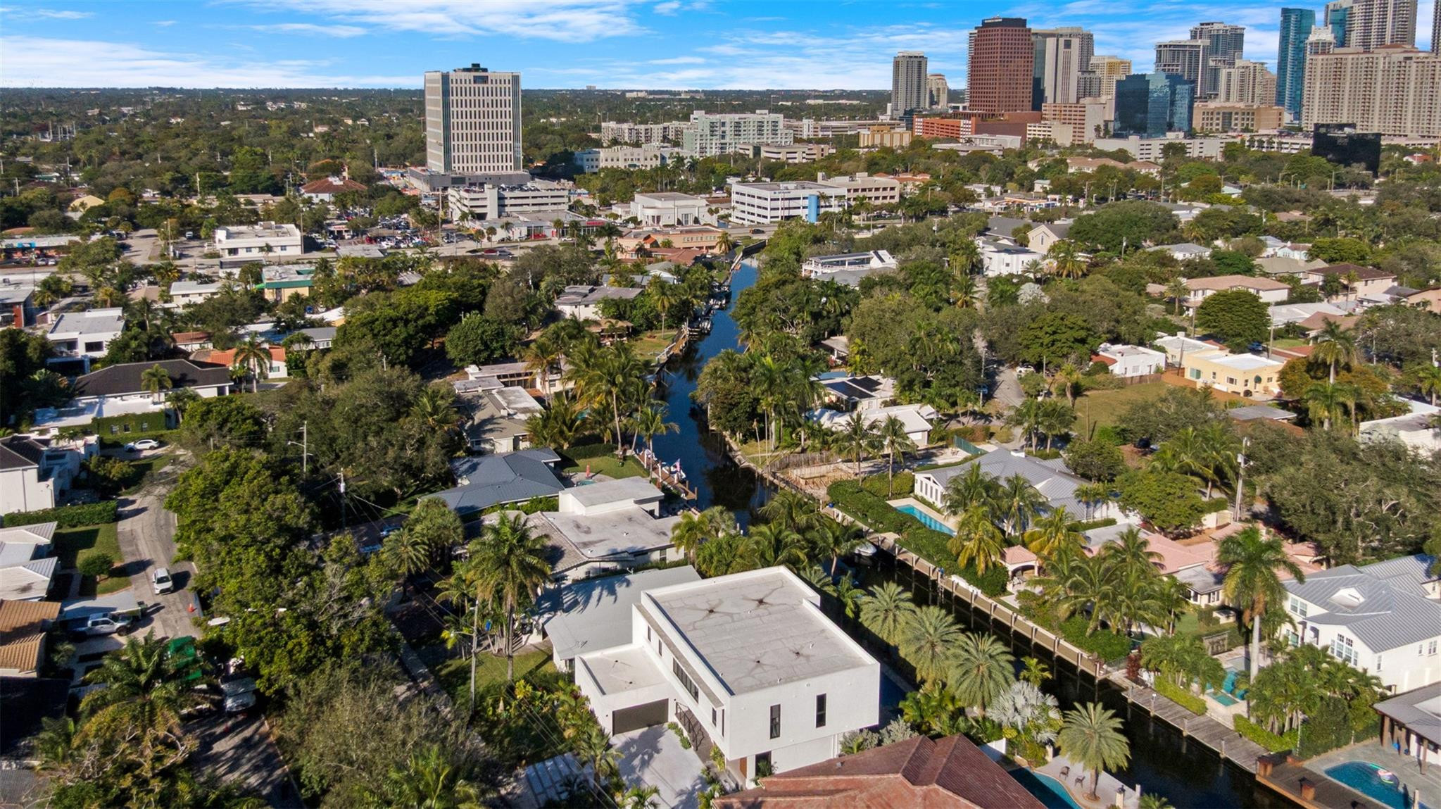 RIO VISTA ISLES - Residential
