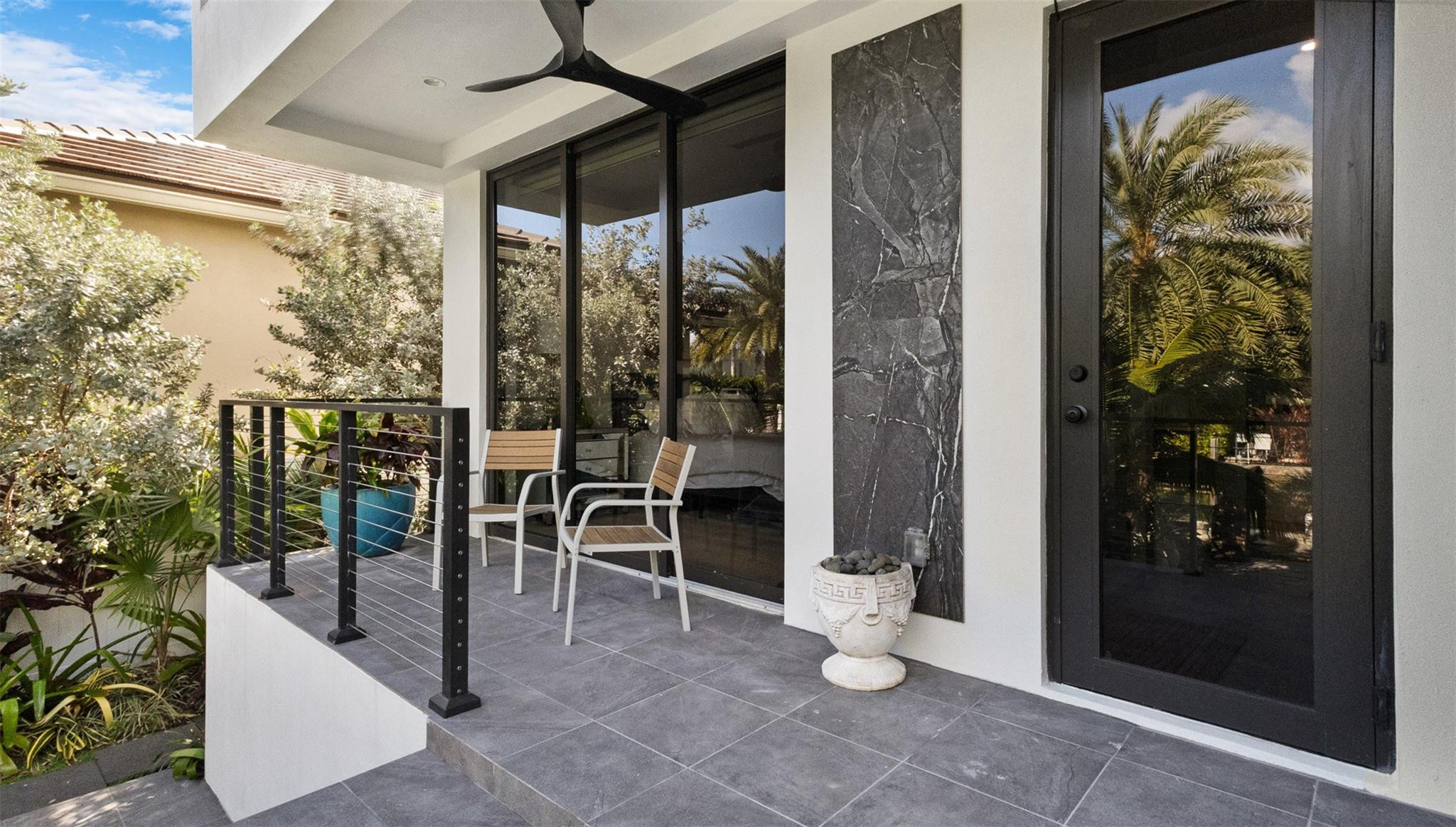 RIO VISTA ISLES - Residential