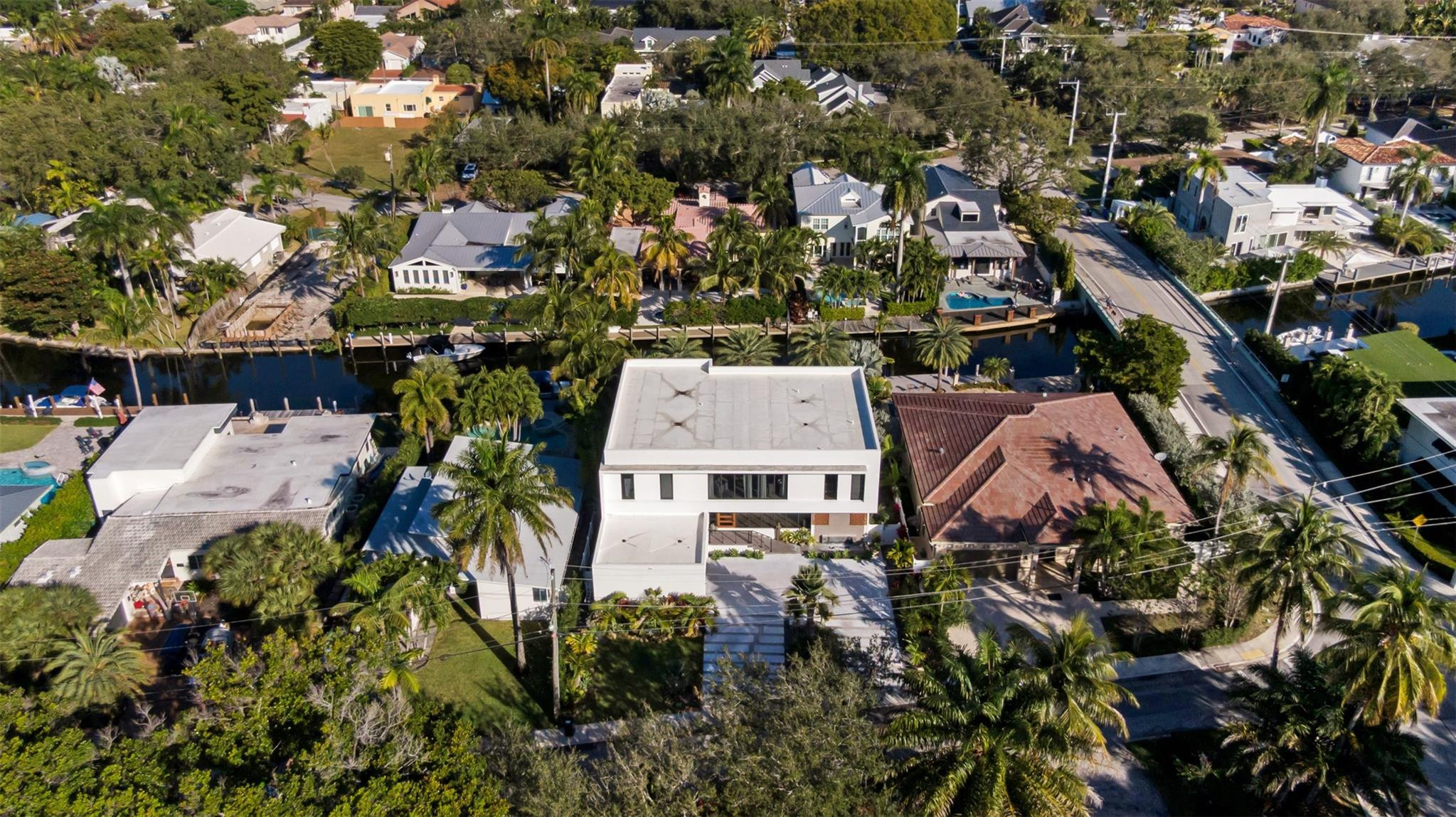RIO VISTA ISLES - Residential