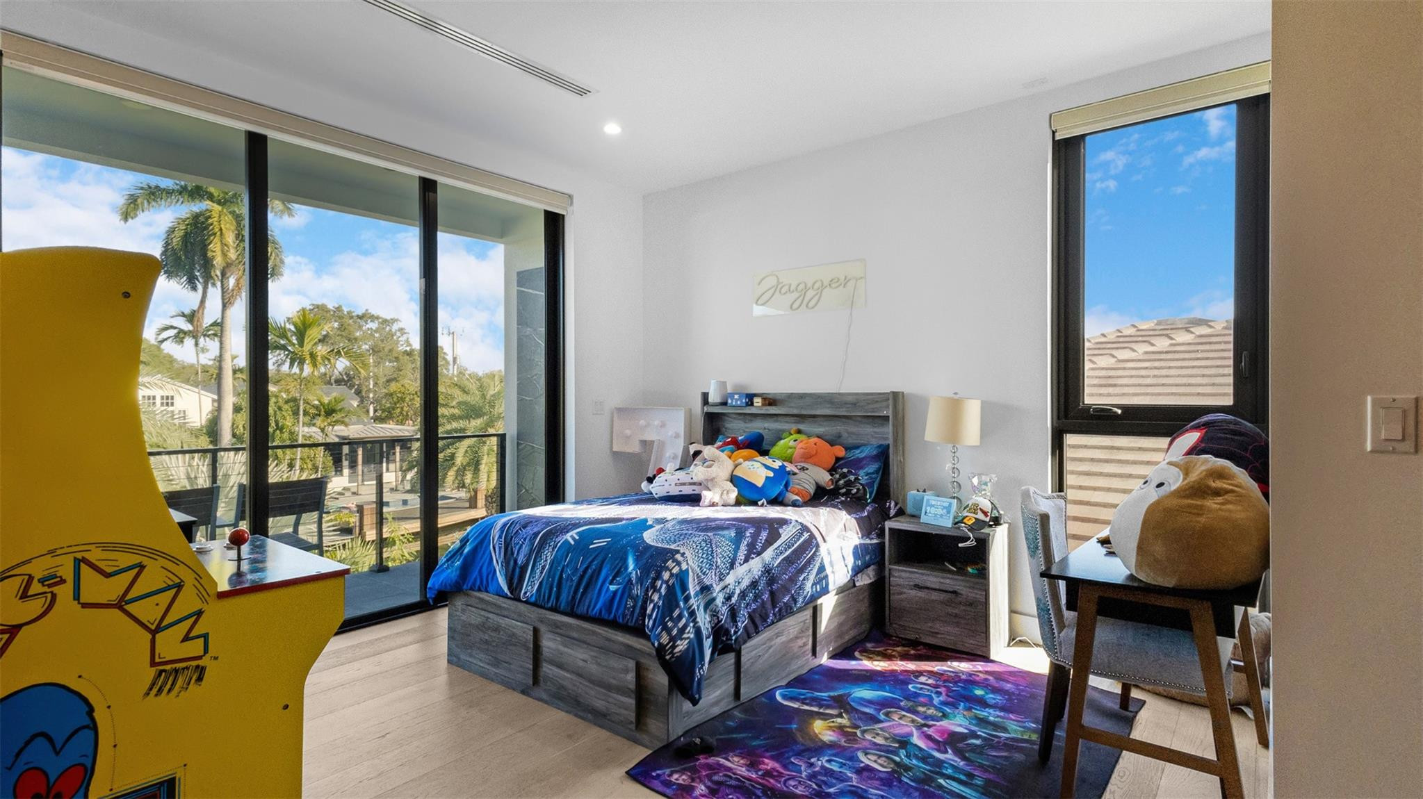 RIO VISTA ISLES - Residential
