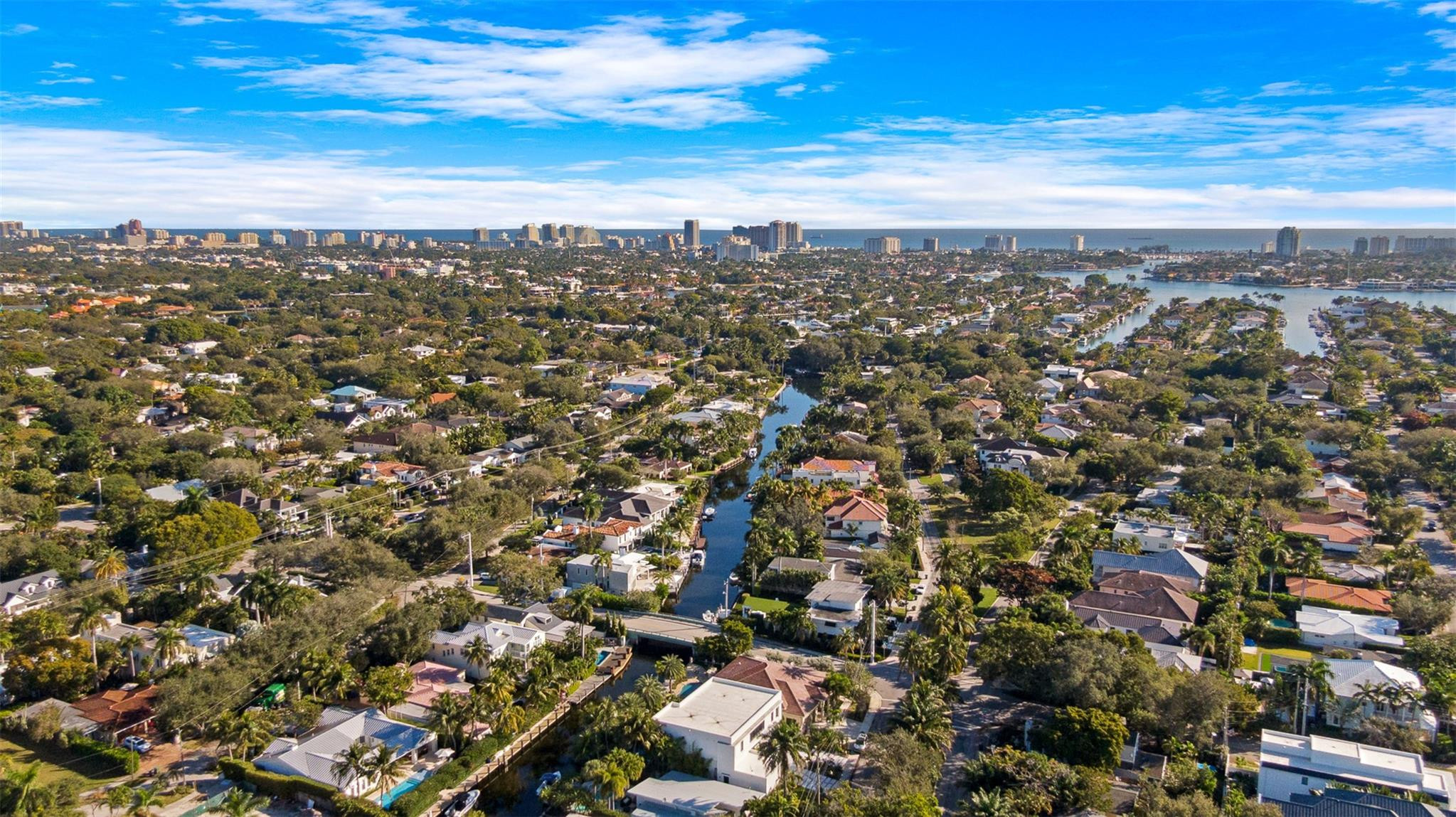 RIO VISTA ISLES - Residential