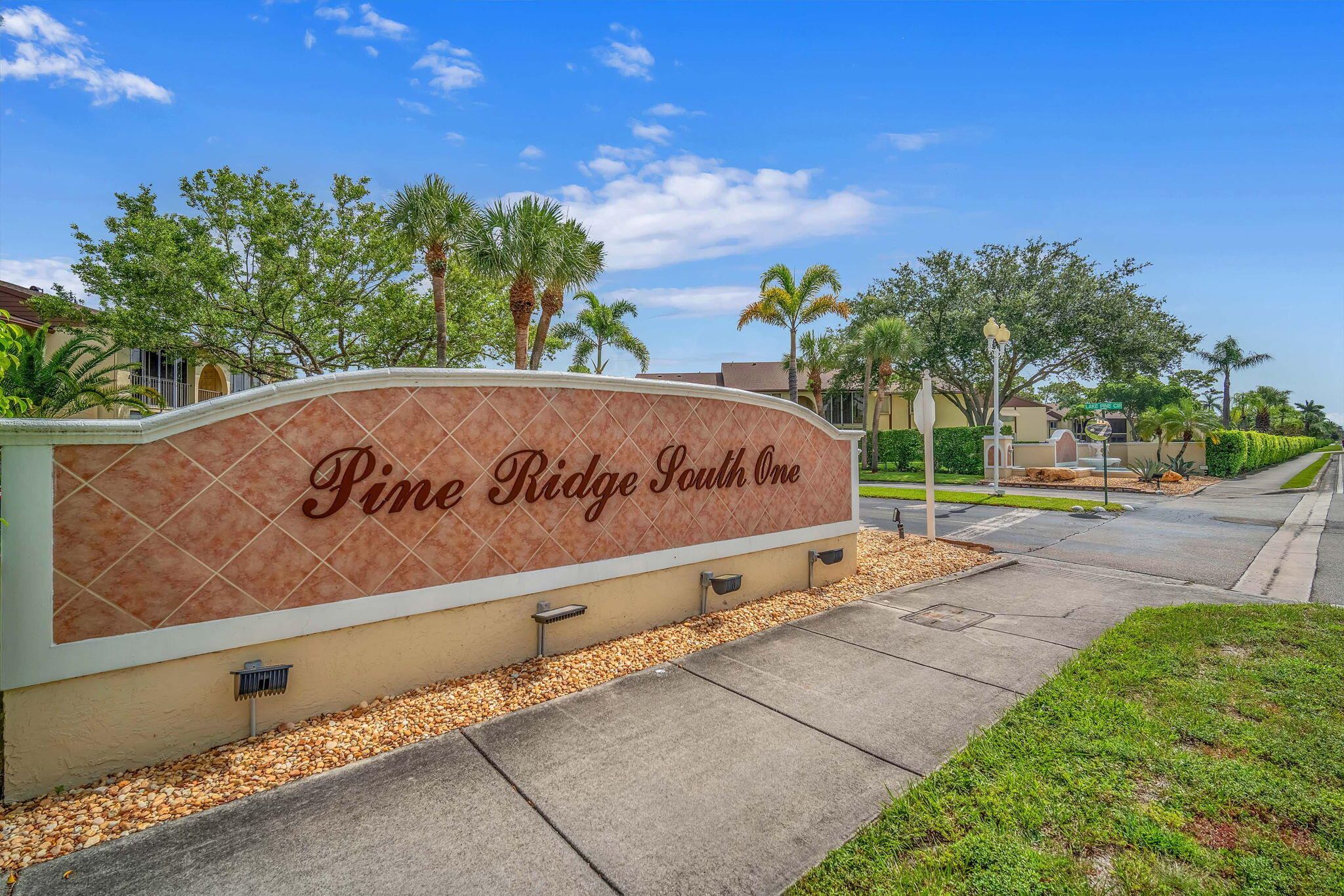 PINE RIDGE SOUTH I CONDO - Residential