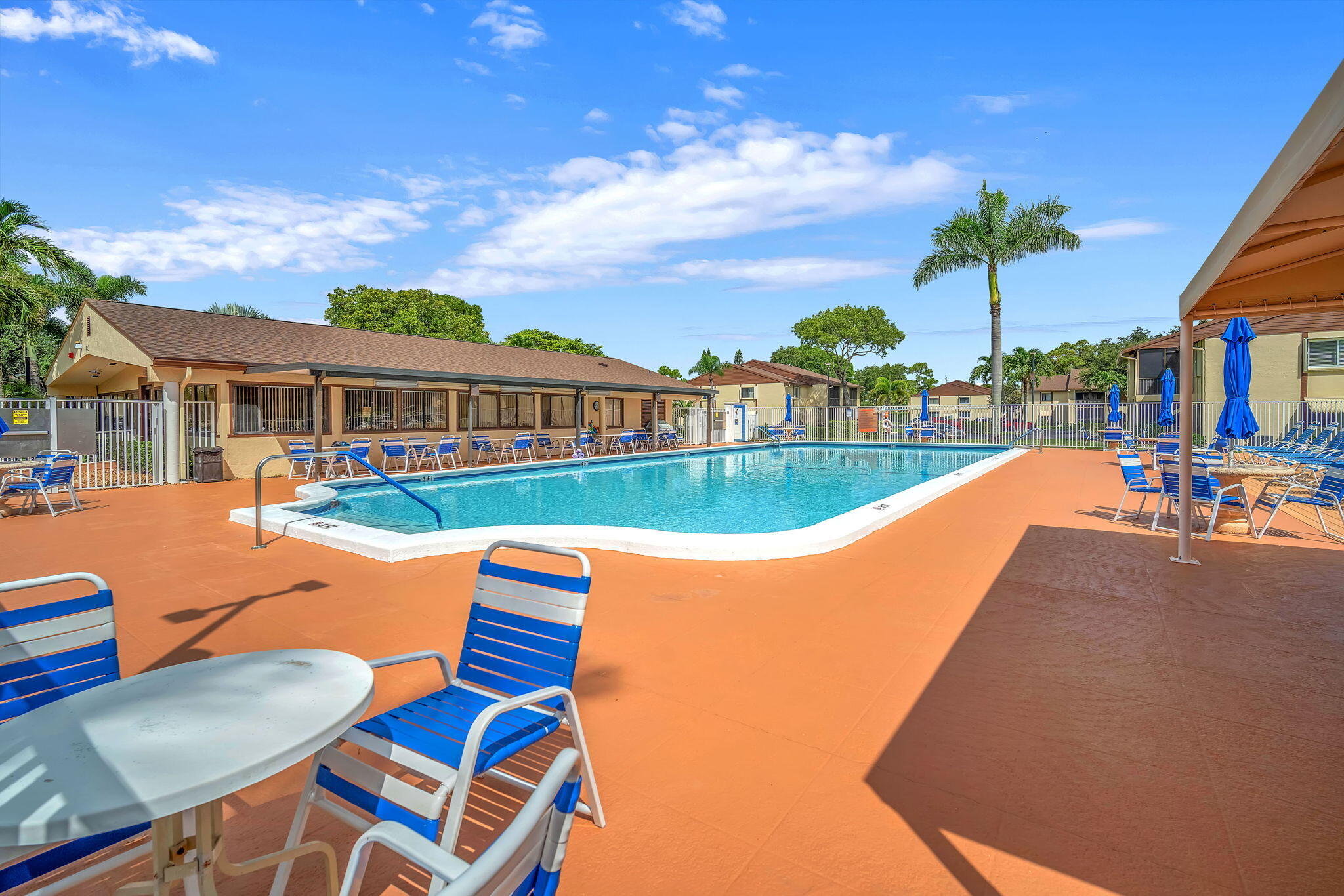 PINE RIDGE SOUTH I CONDO - Residential