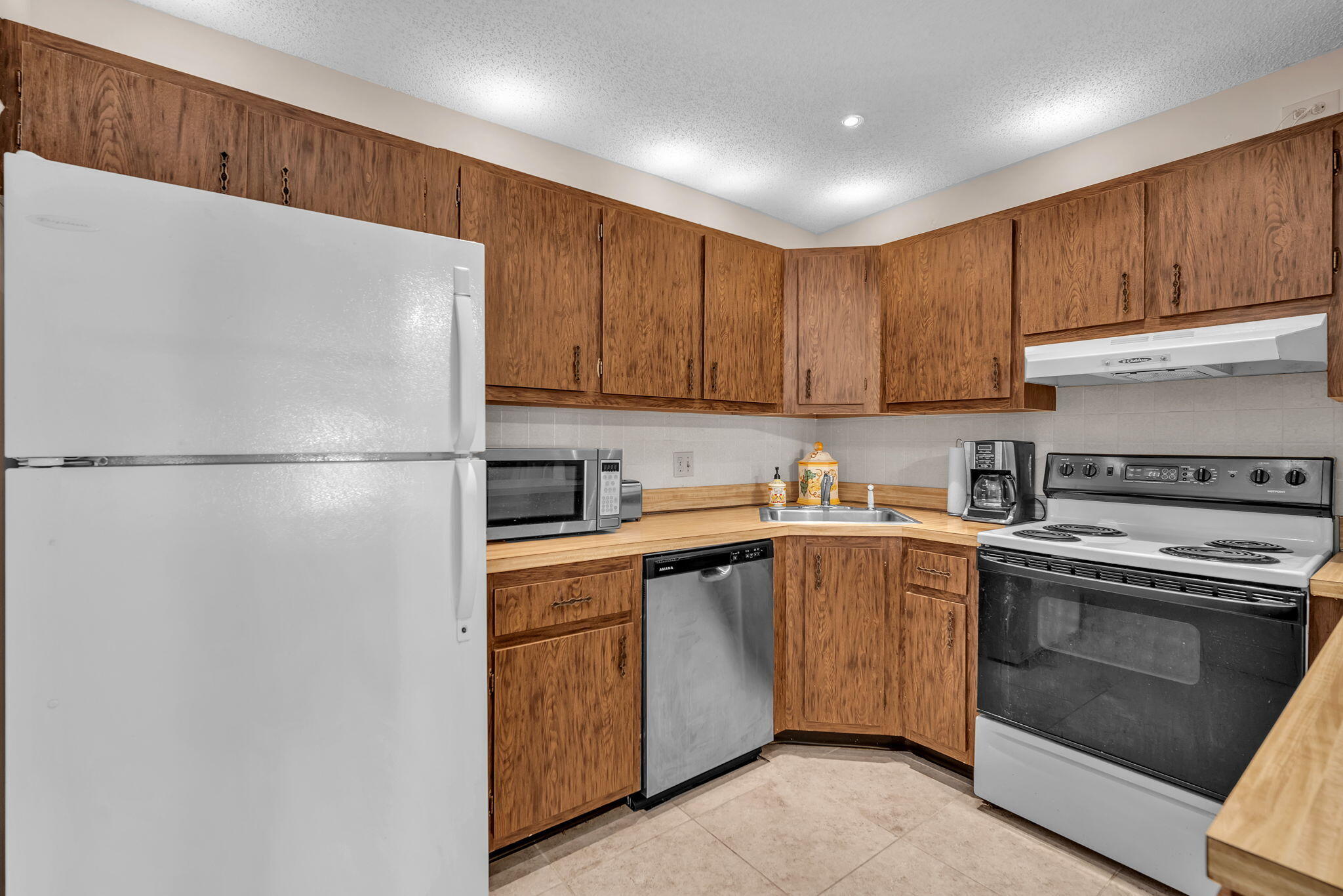 PINE RIDGE SOUTH I CONDO - Residential