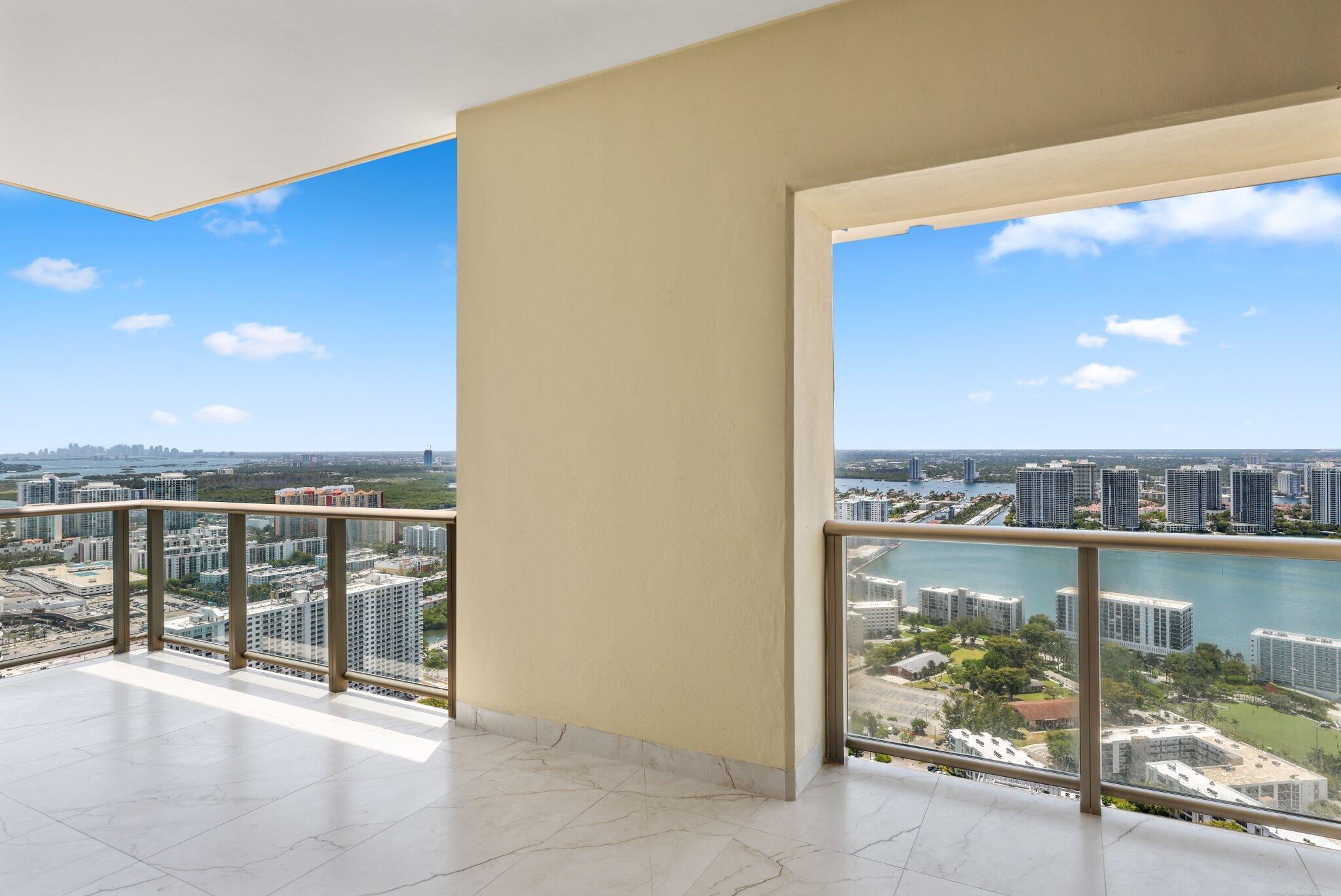 Mansions at Acqualina - Residential