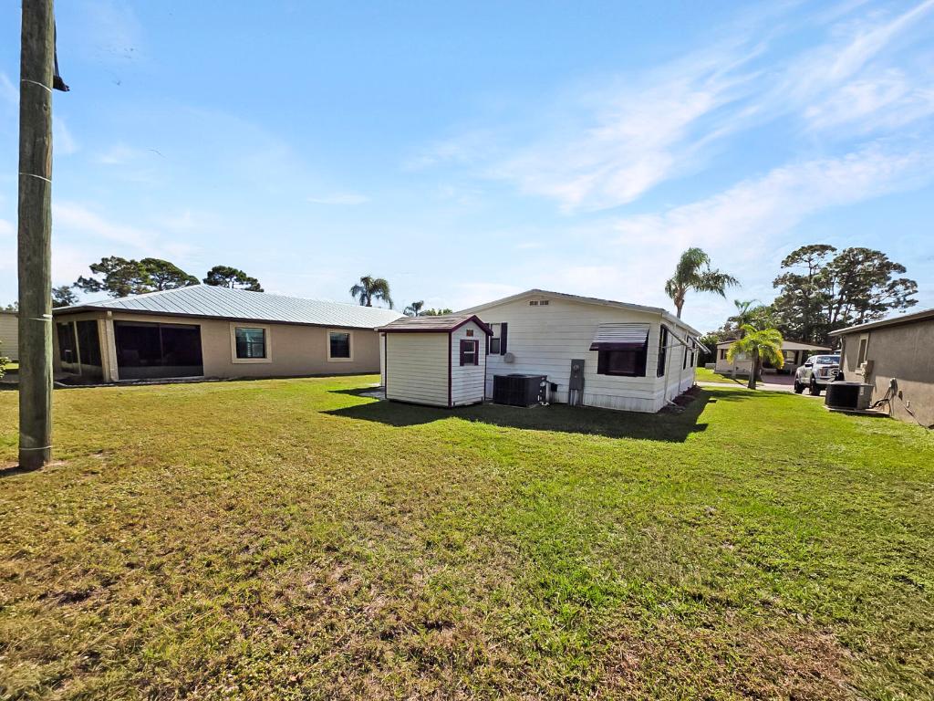 Spanish Lakes - Residential