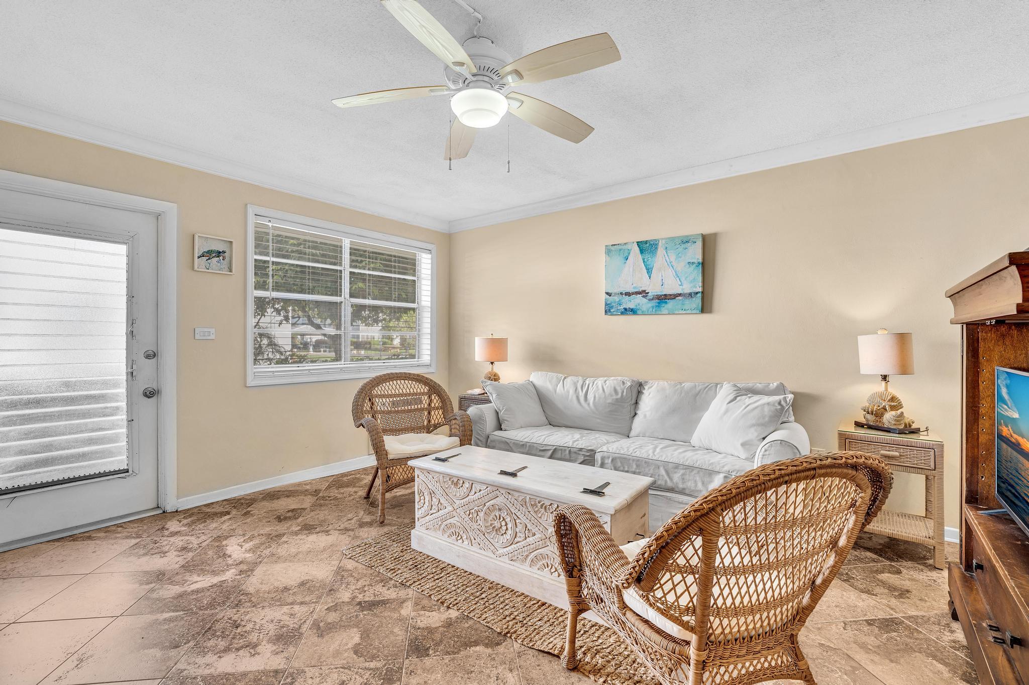 PALM ROYAL APTS INC CONDO - Residential