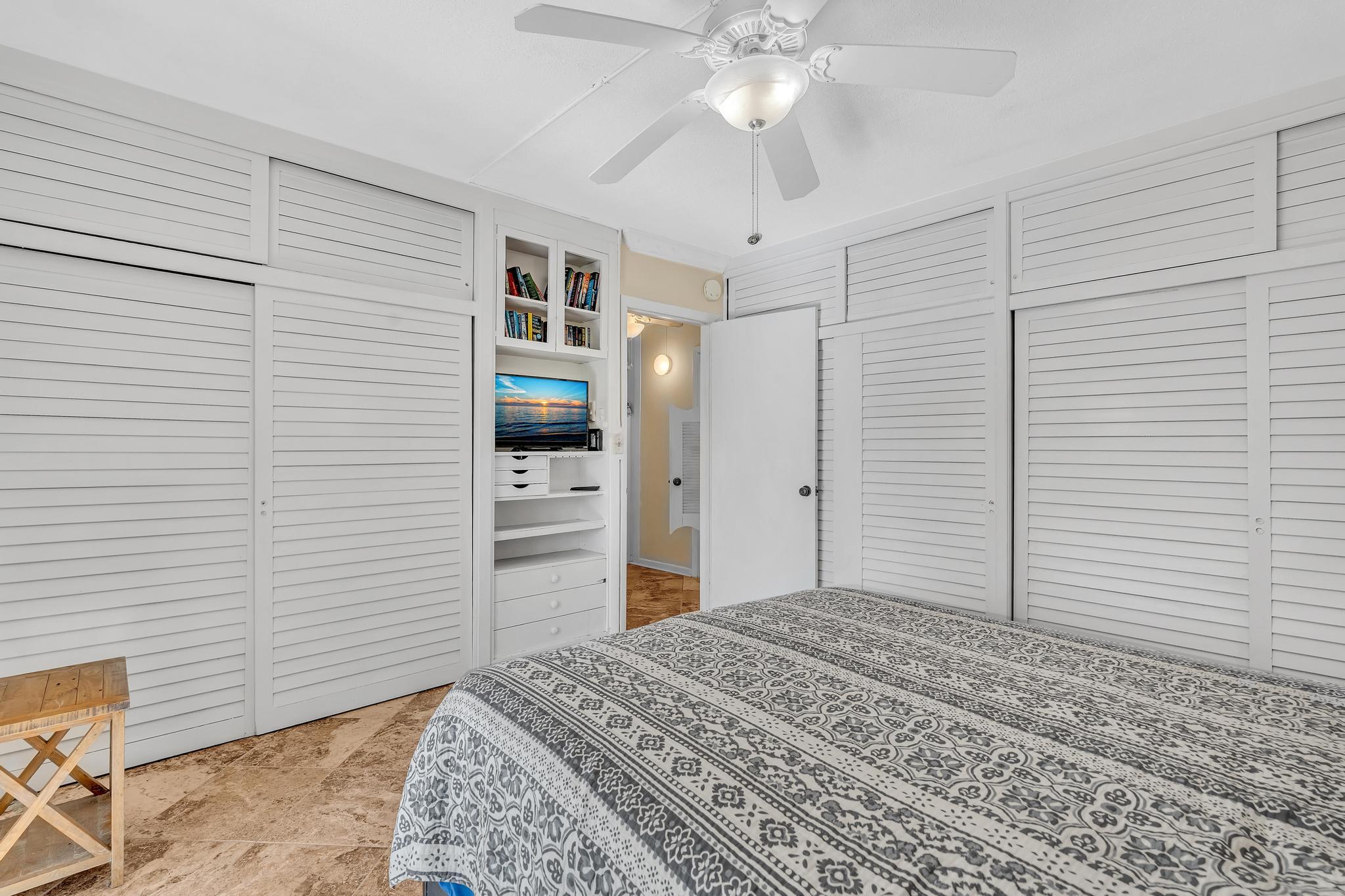PALM ROYAL APTS INC CONDO - Residential