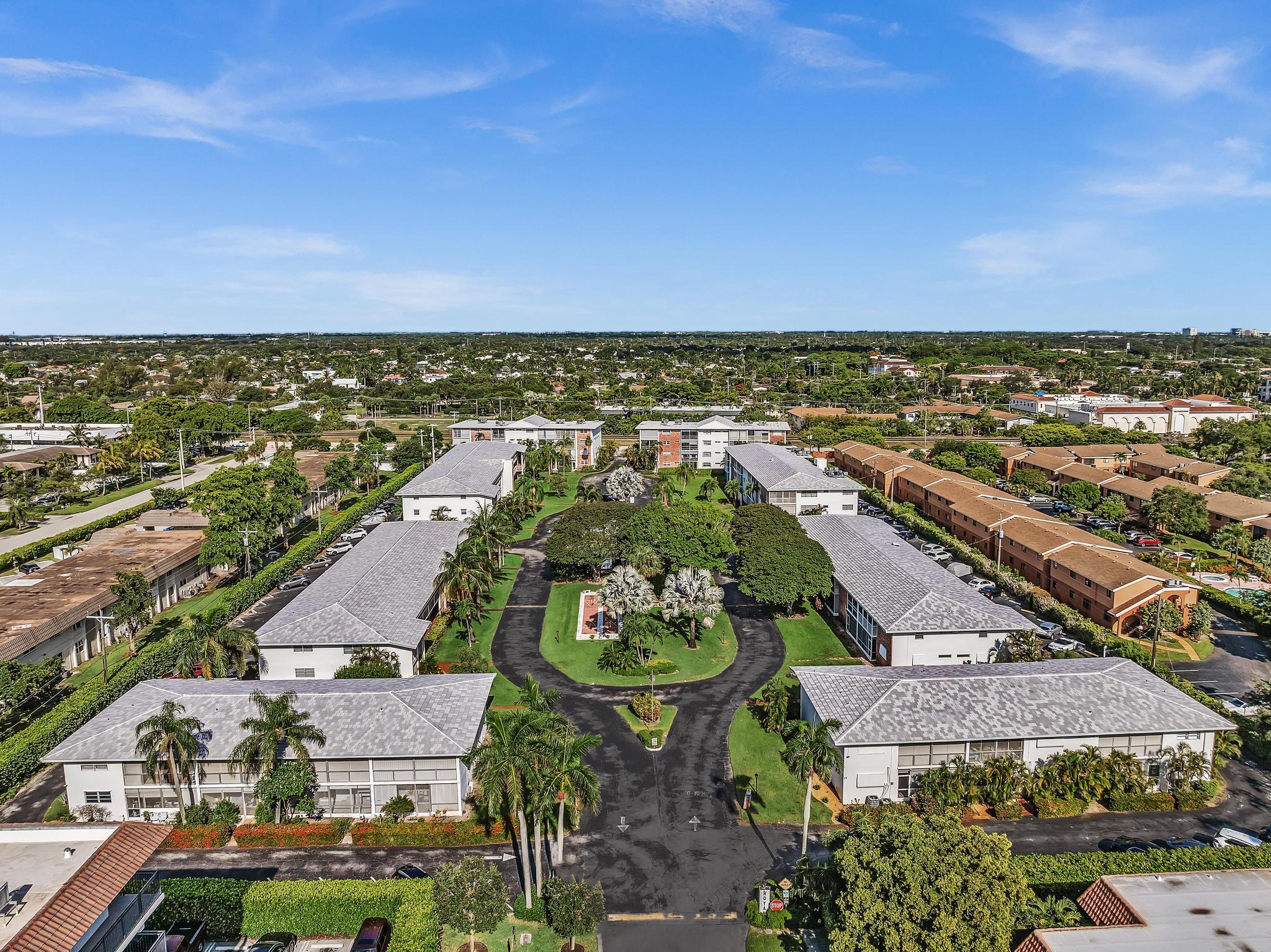 PALM ROYAL APTS INC CONDO - Residential