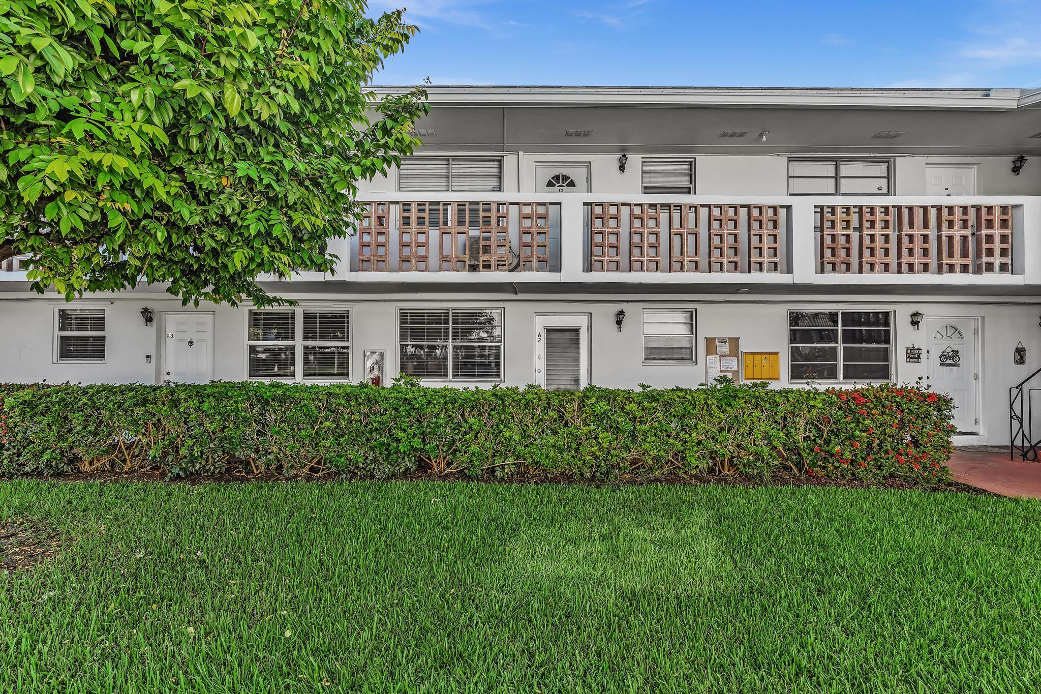 PALM ROYAL APTS INC CONDO - Residential