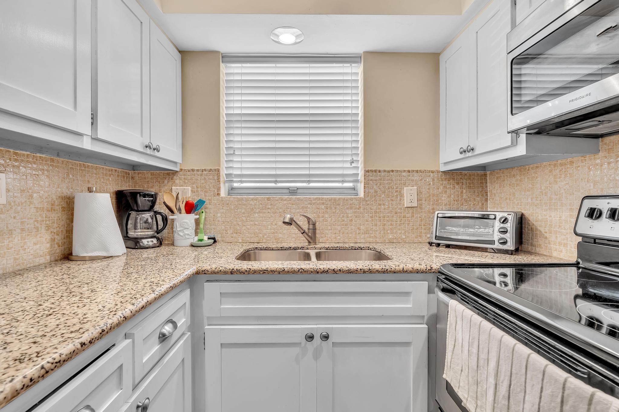 PALM ROYAL APTS INC CONDO - Residential