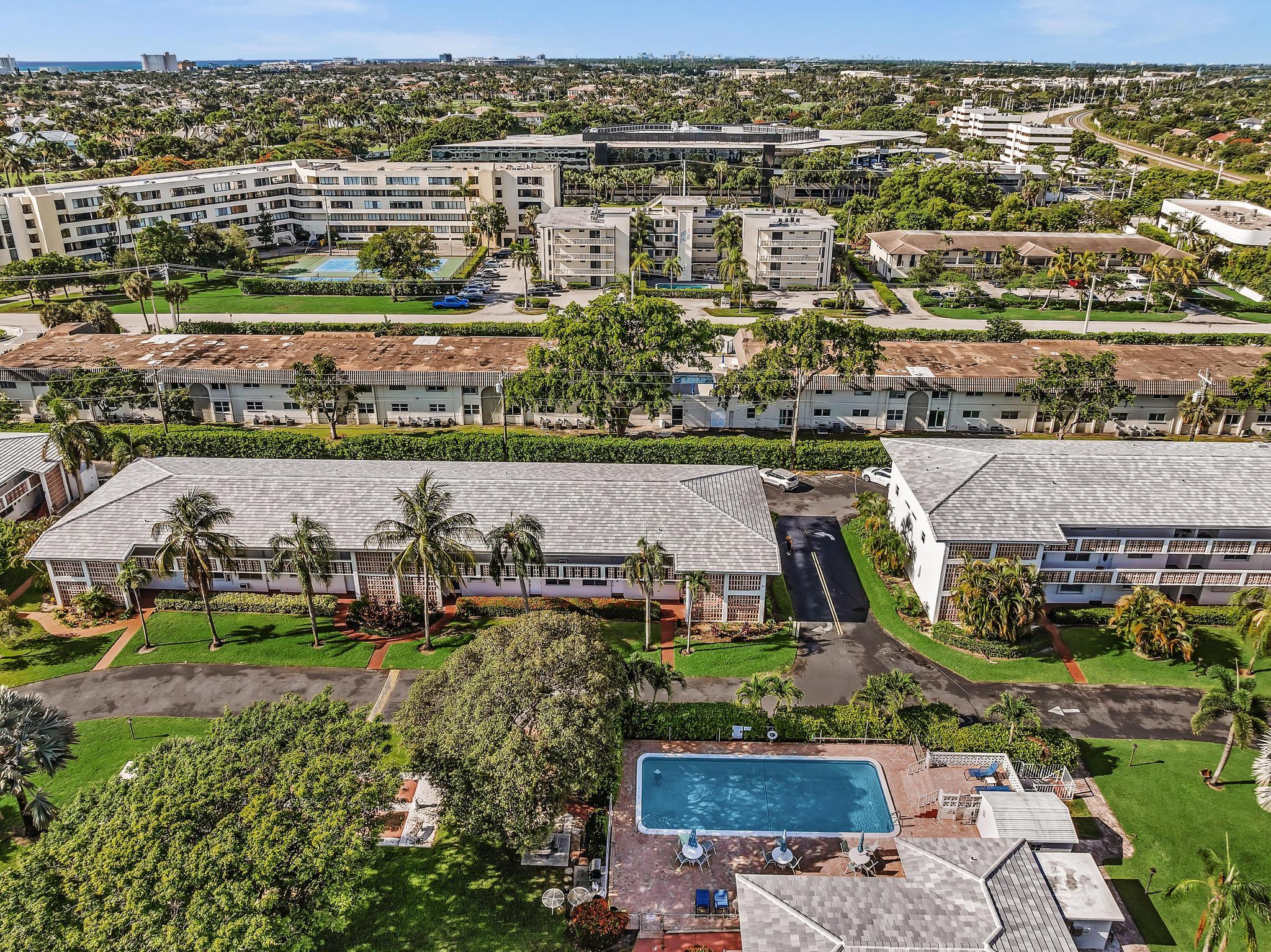 PALM ROYAL APTS INC CONDO - Residential