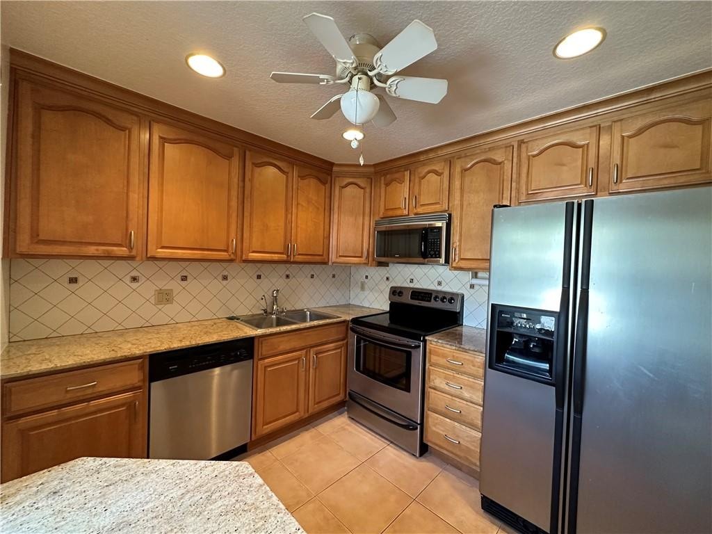 Cypress Park Condo - Residential