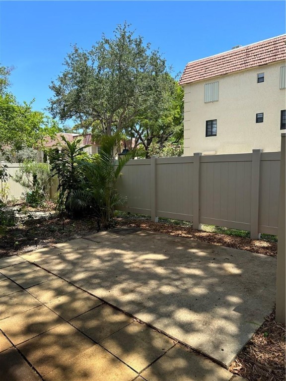 Cypress Park Condo - Residential