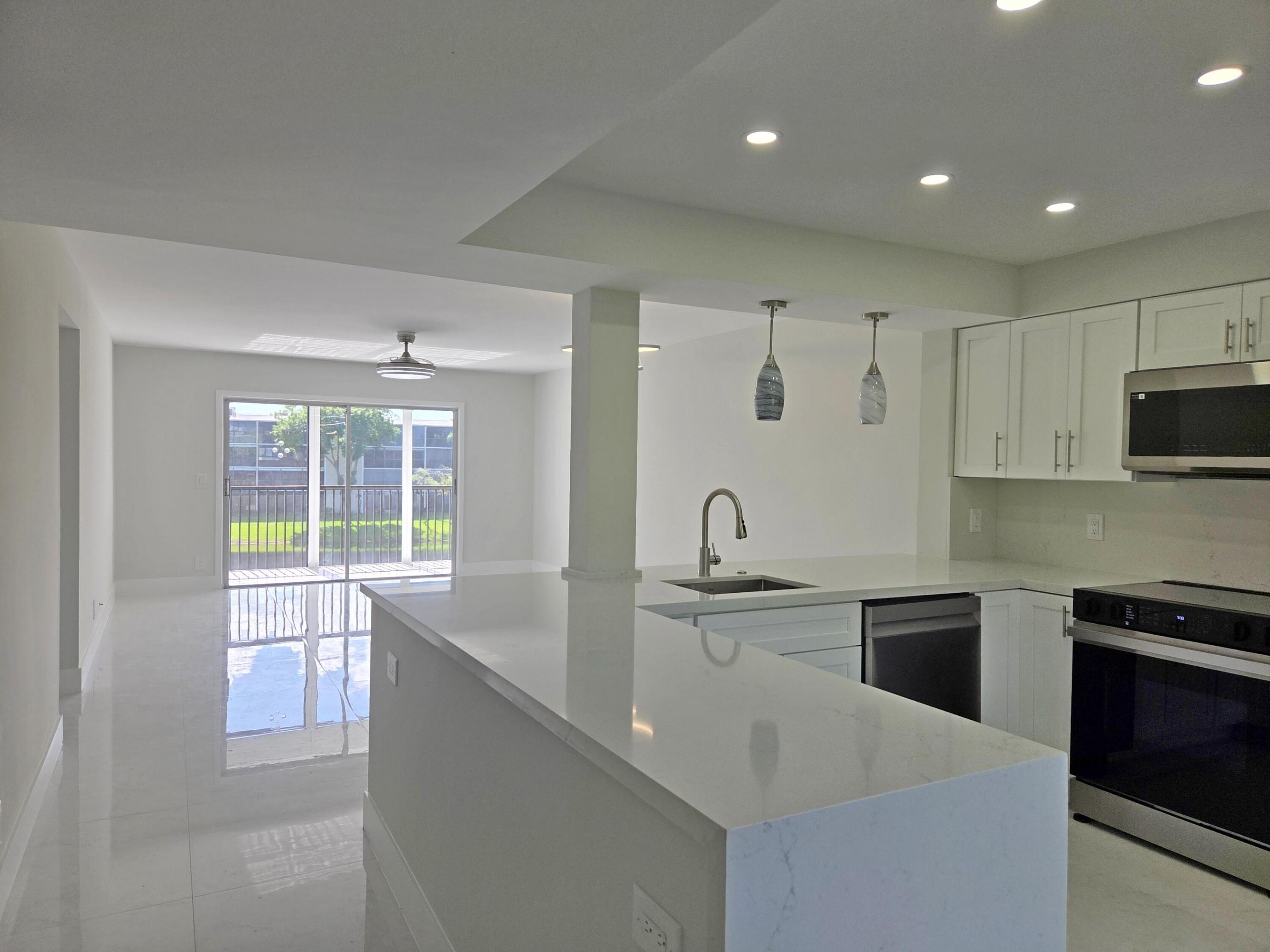 Huntington Lakes - Residential