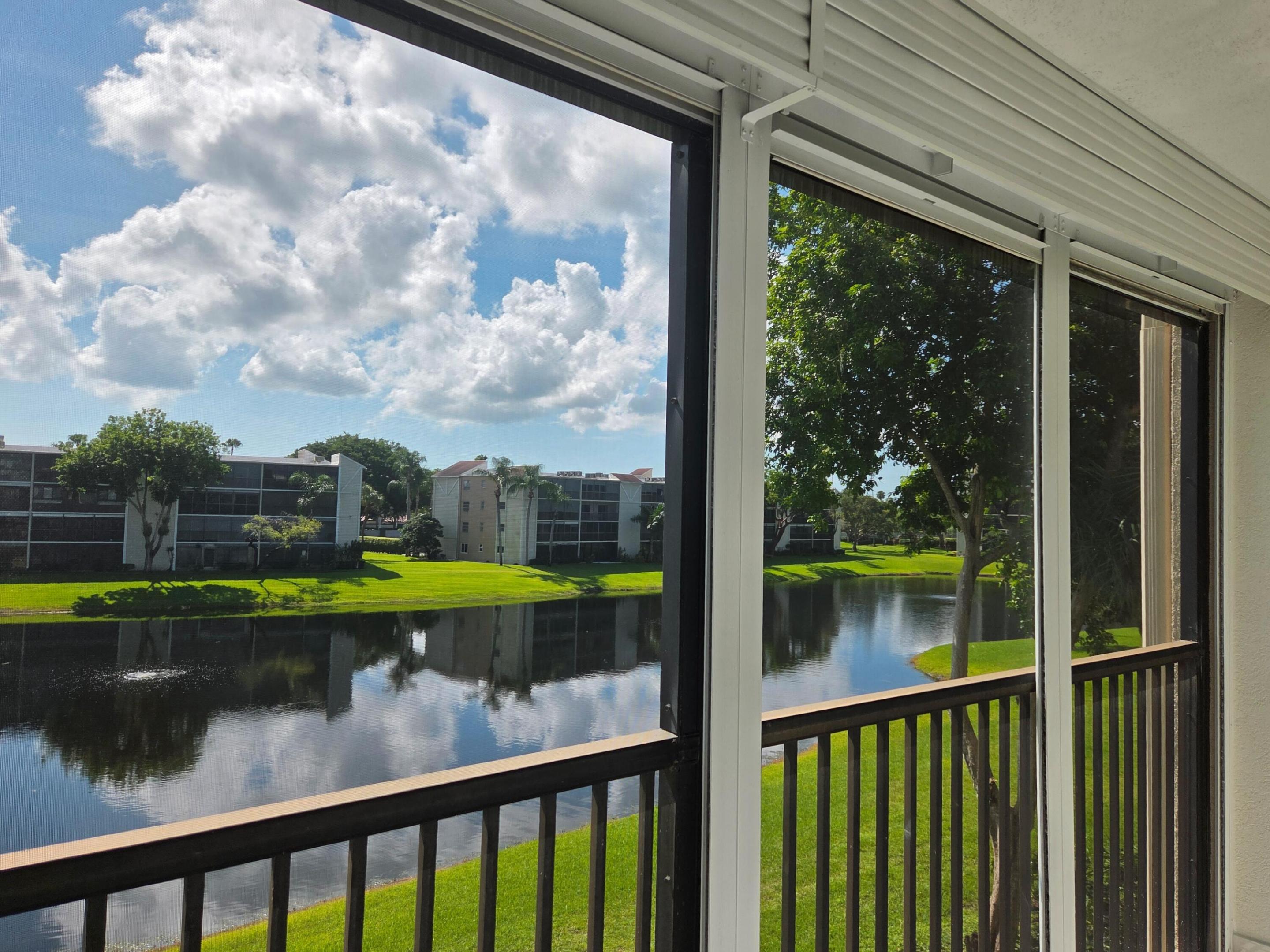 Huntington Lakes - Residential