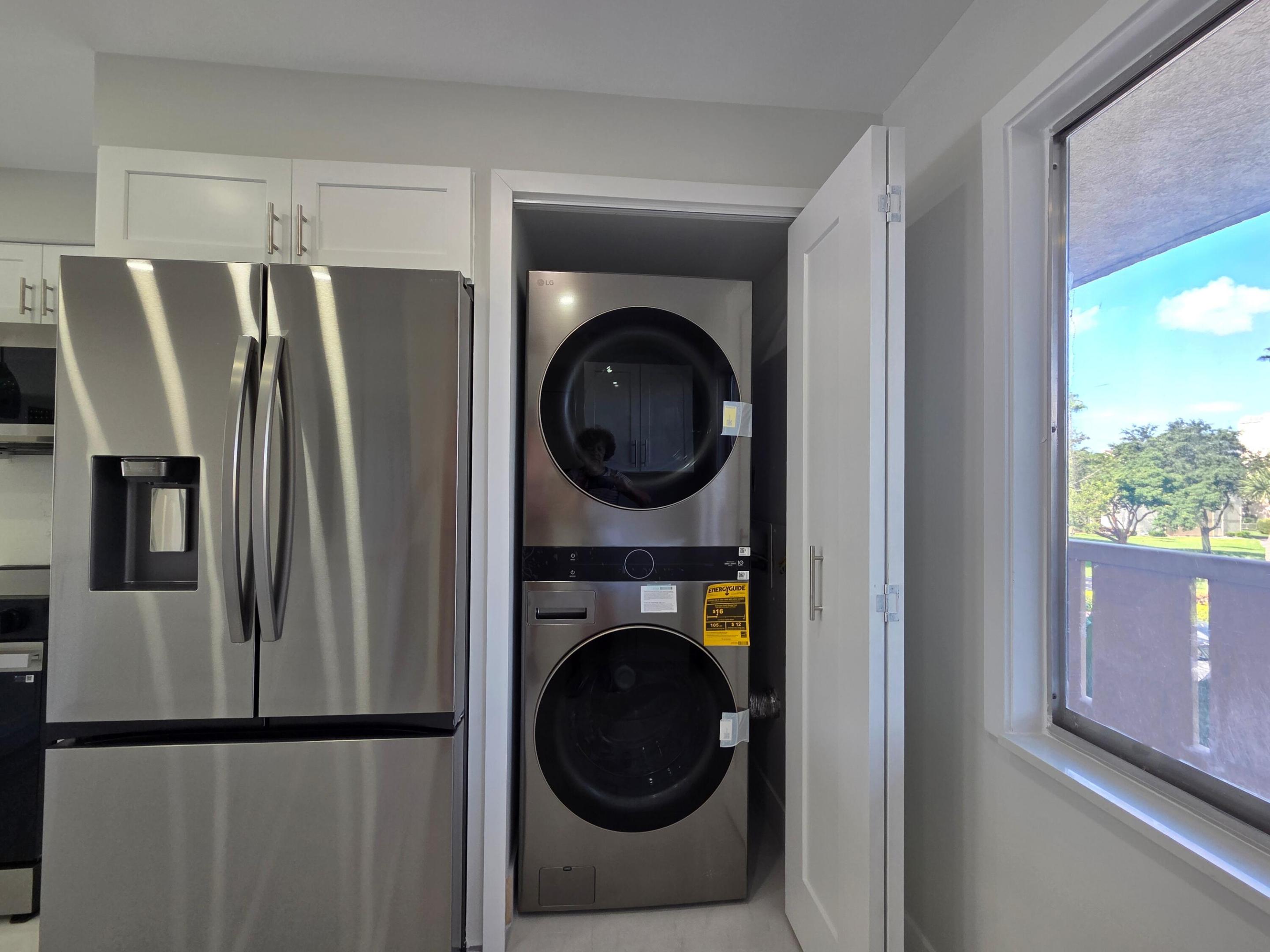 Huntington Lakes - Residential