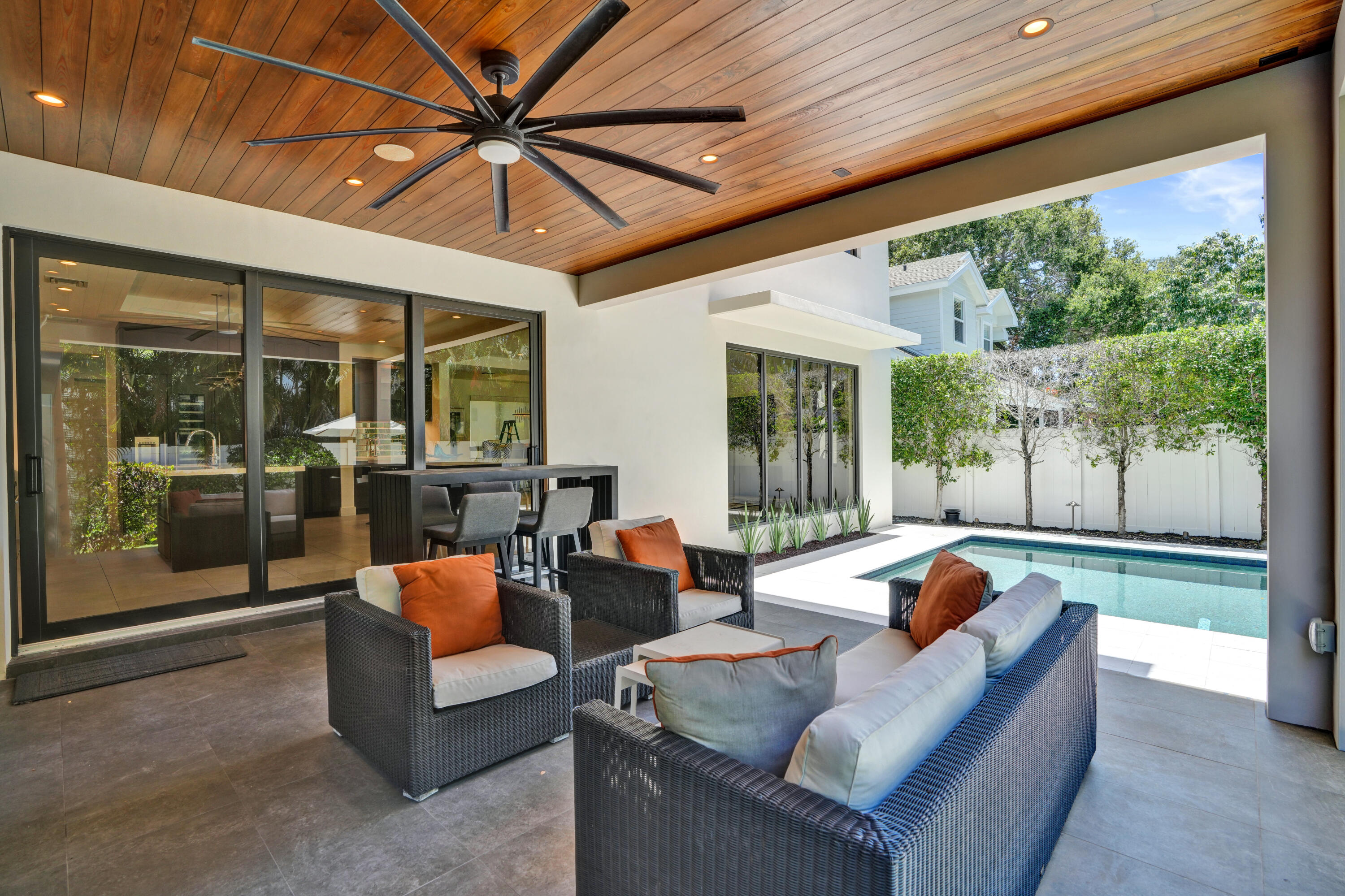 RIO VISTA C J HECTORS RESUB - Residential