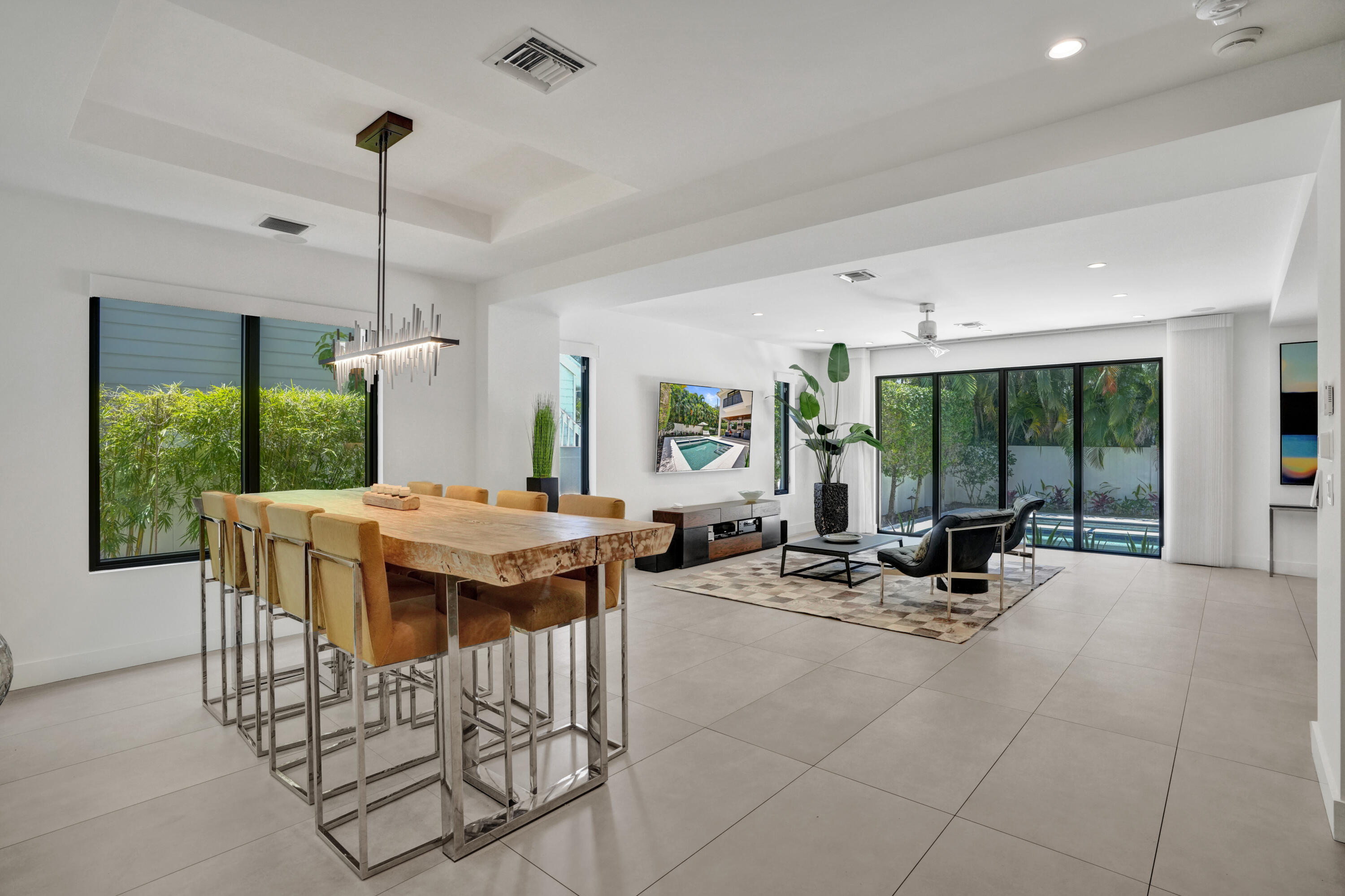 RIO VISTA C J HECTORS RESUB - Residential